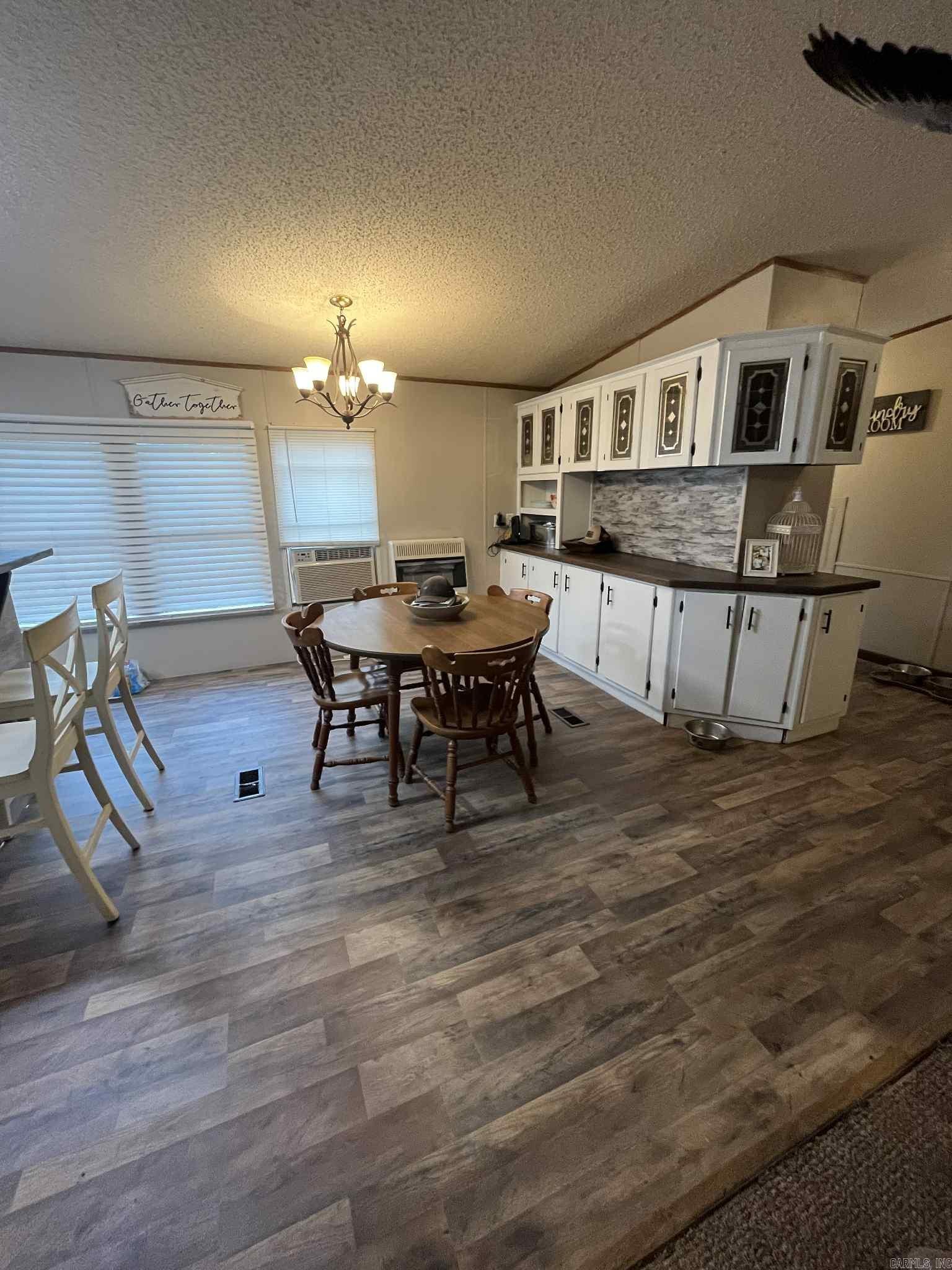 CHERRY VALLEY - Residential