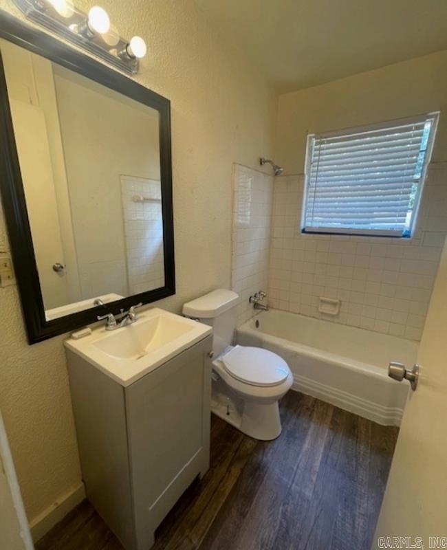 Wakefeild Village - Residential Lease