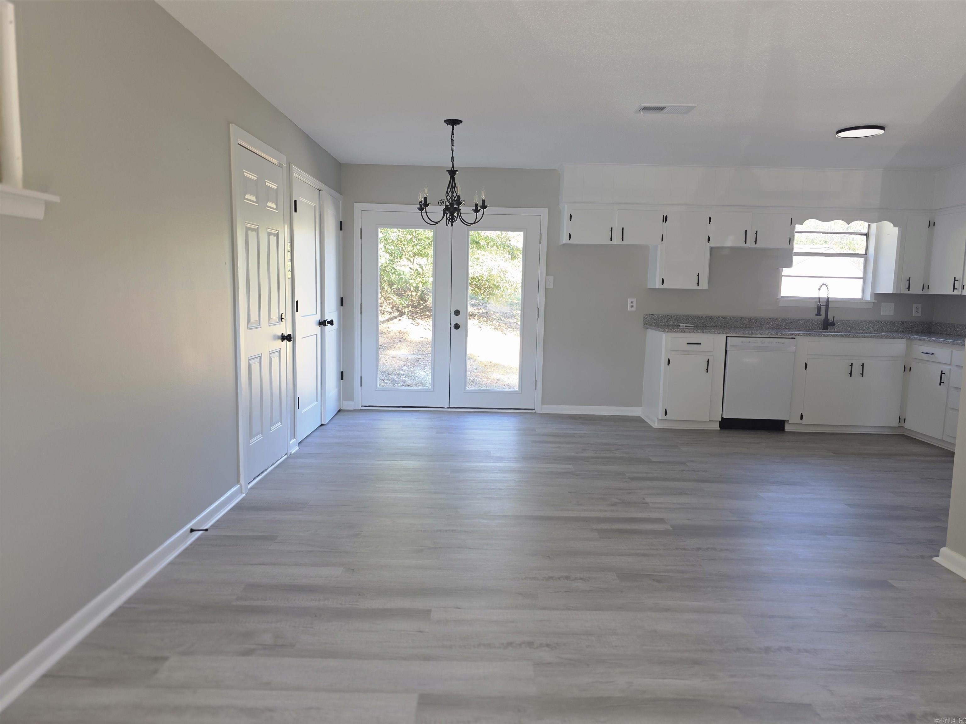 JULIE ADDN - NORTH LITTLE ROCK - Residential Lease