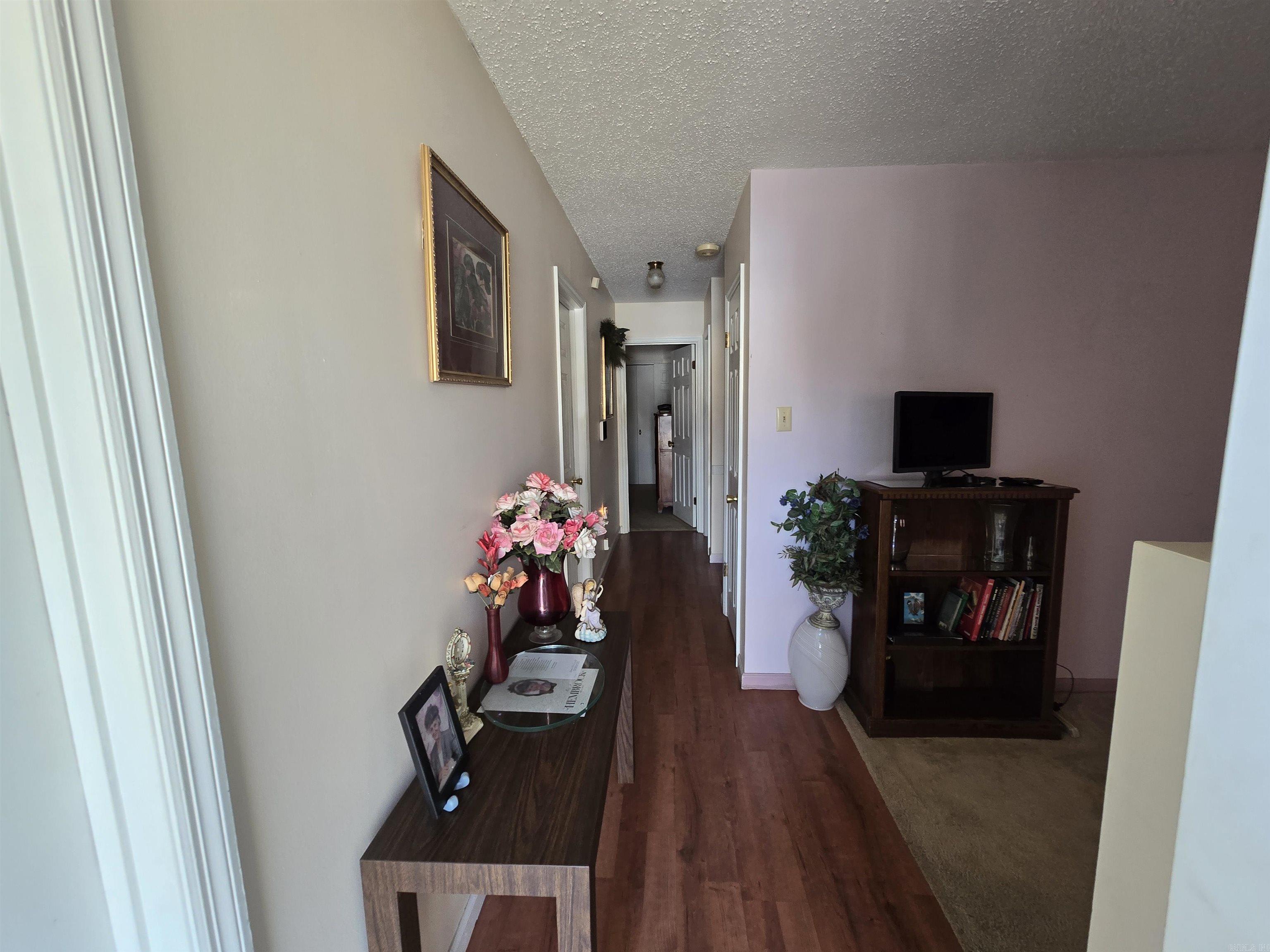 GREEN HILLS - Residential