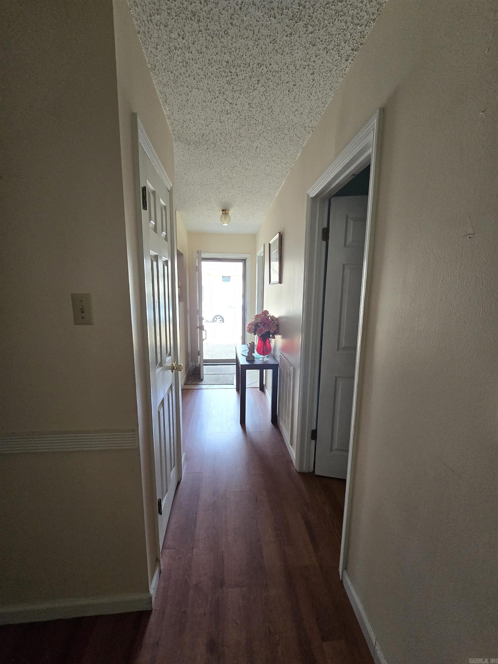 GREEN HILLS - Residential