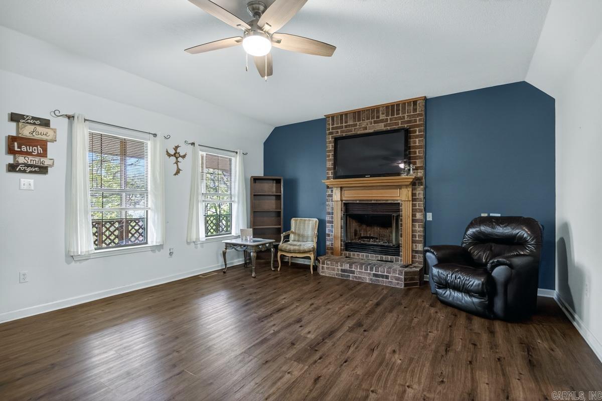 LAKE RIDGE - Residential