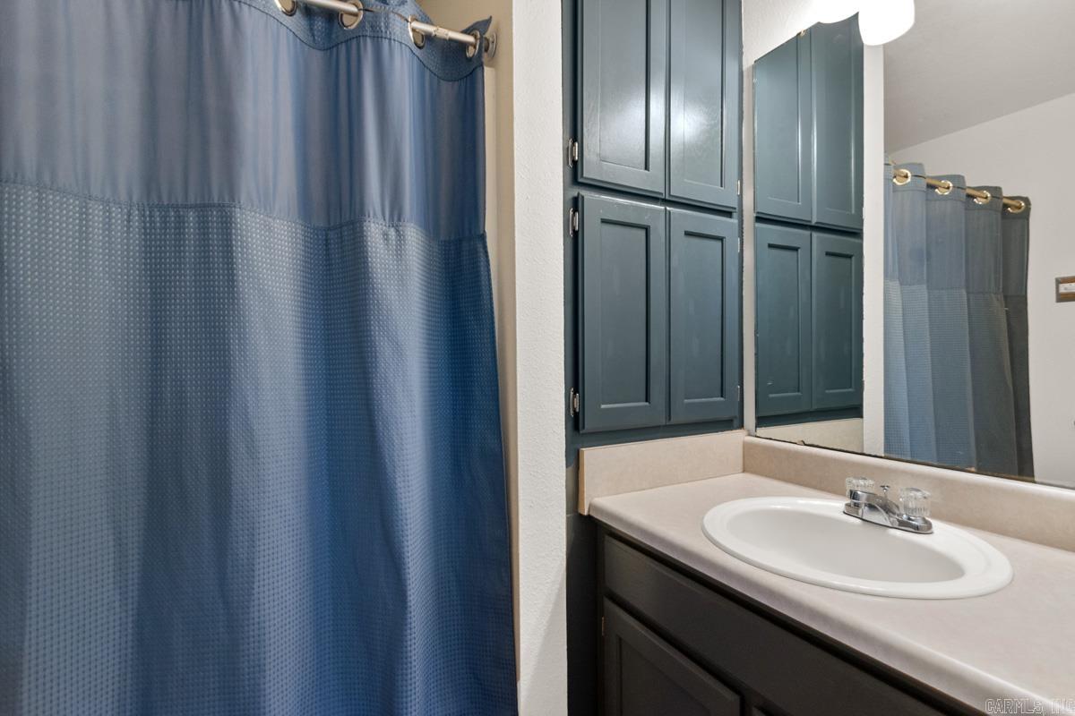 LAKE RIDGE - Residential