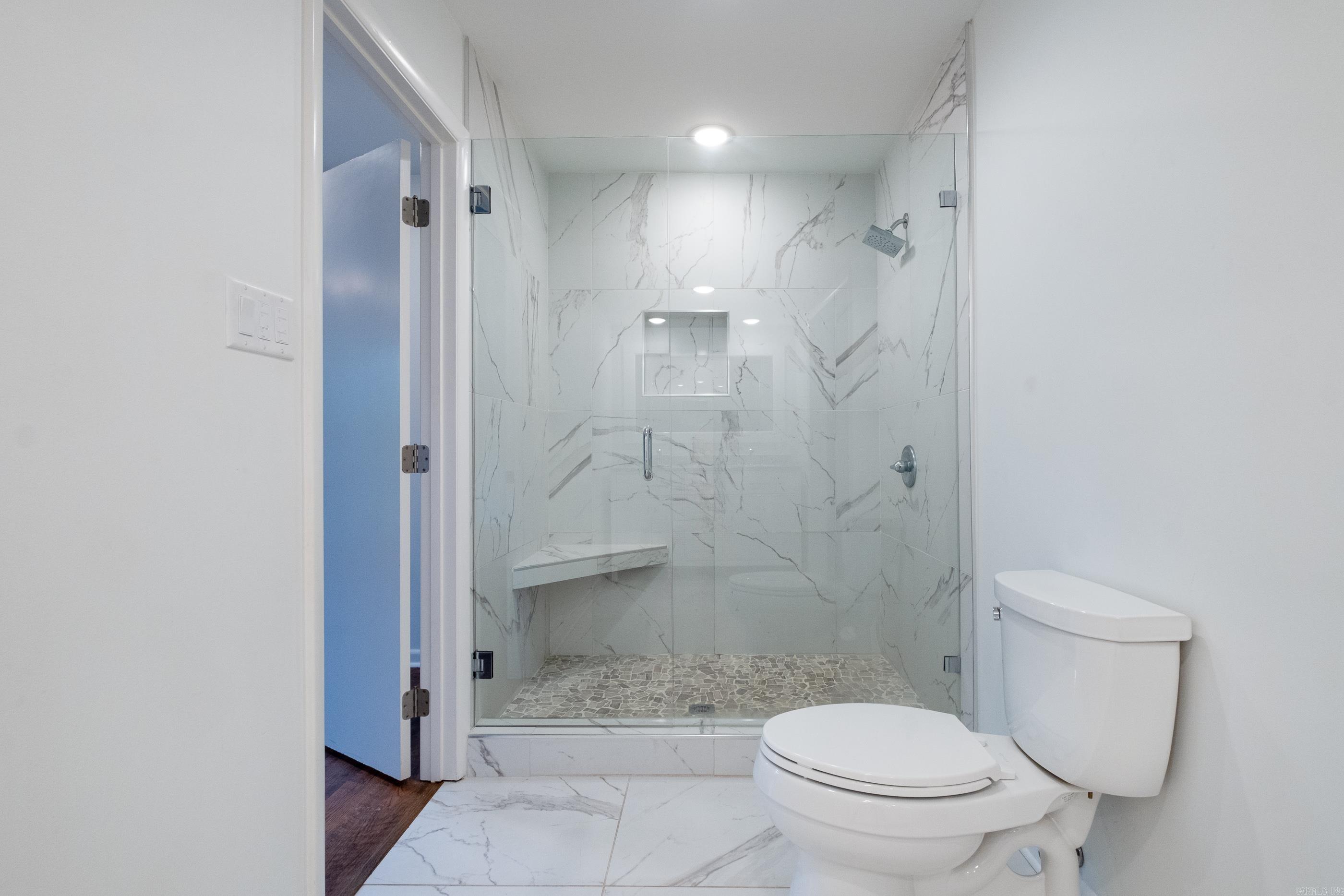 BROOKFIELD - Residential