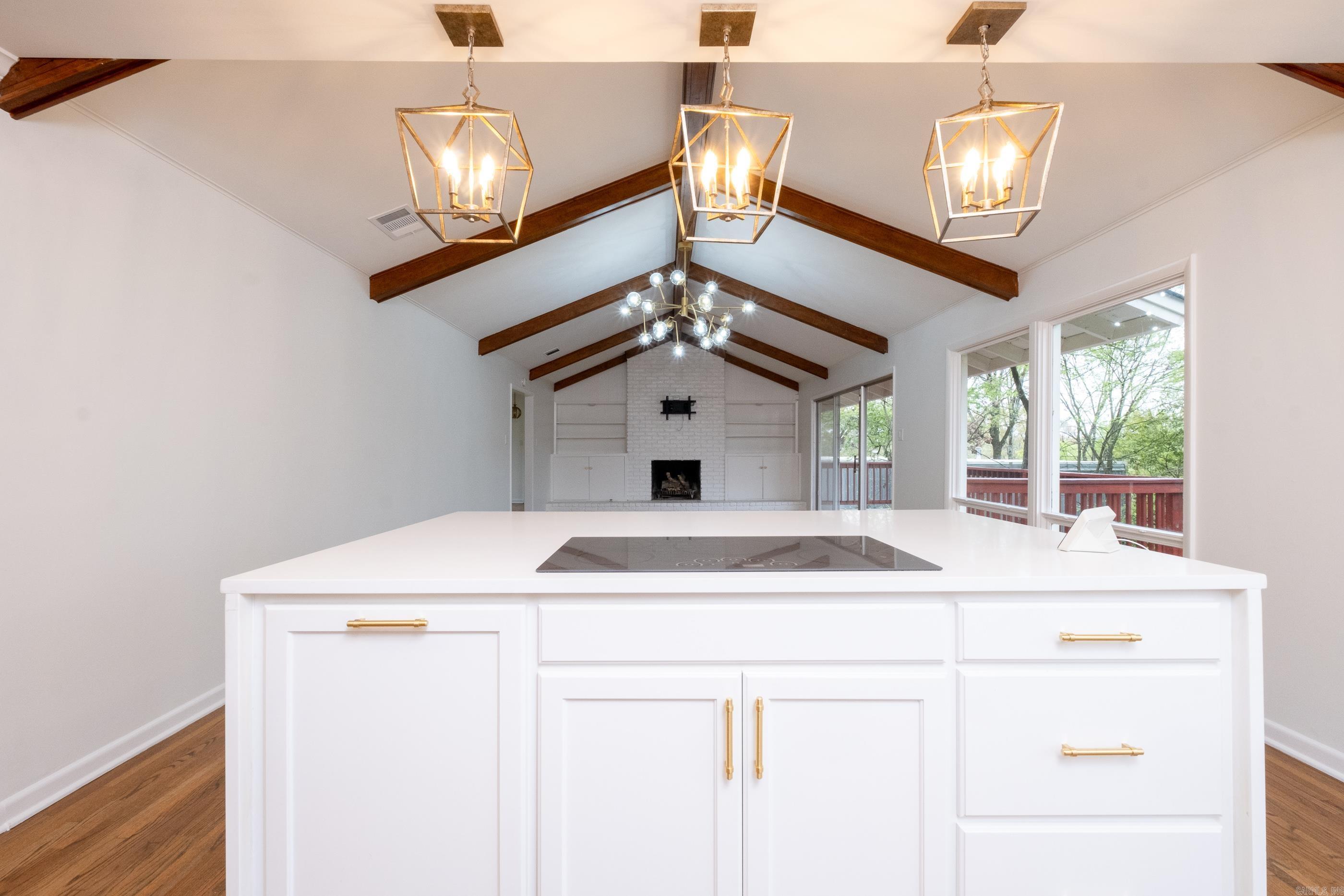 BROOKFIELD - Residential