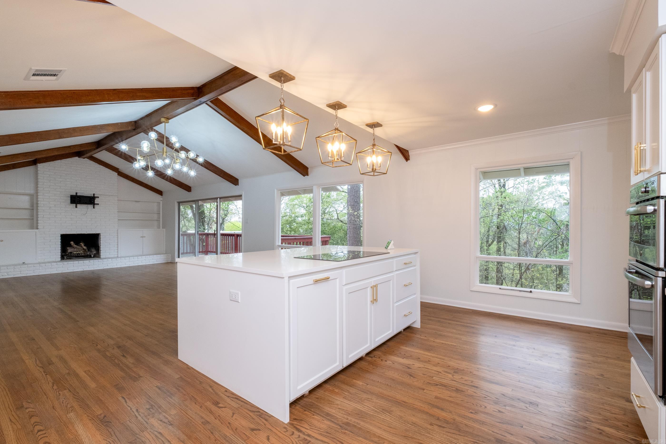 BROOKFIELD - Residential