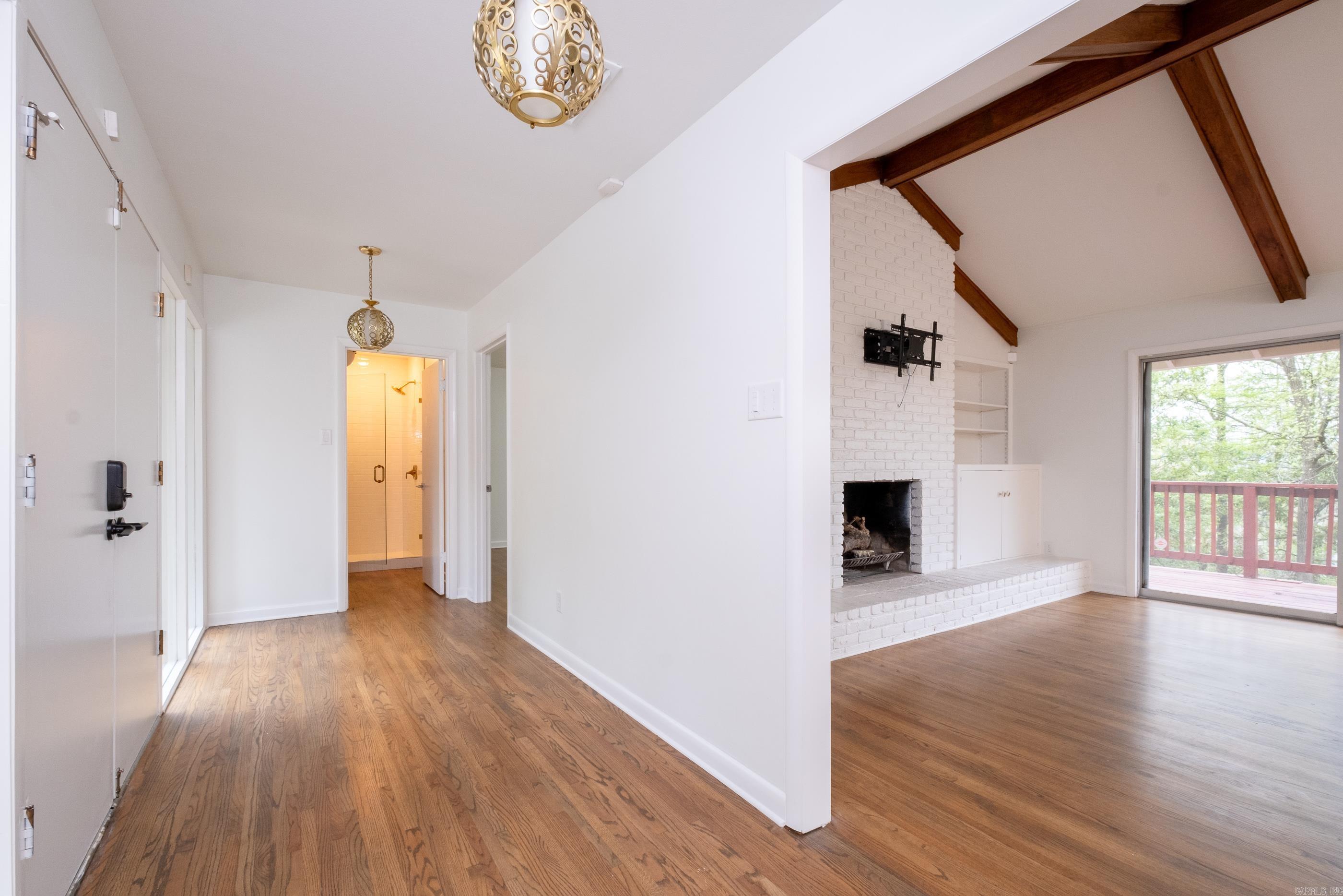 BROOKFIELD - Residential