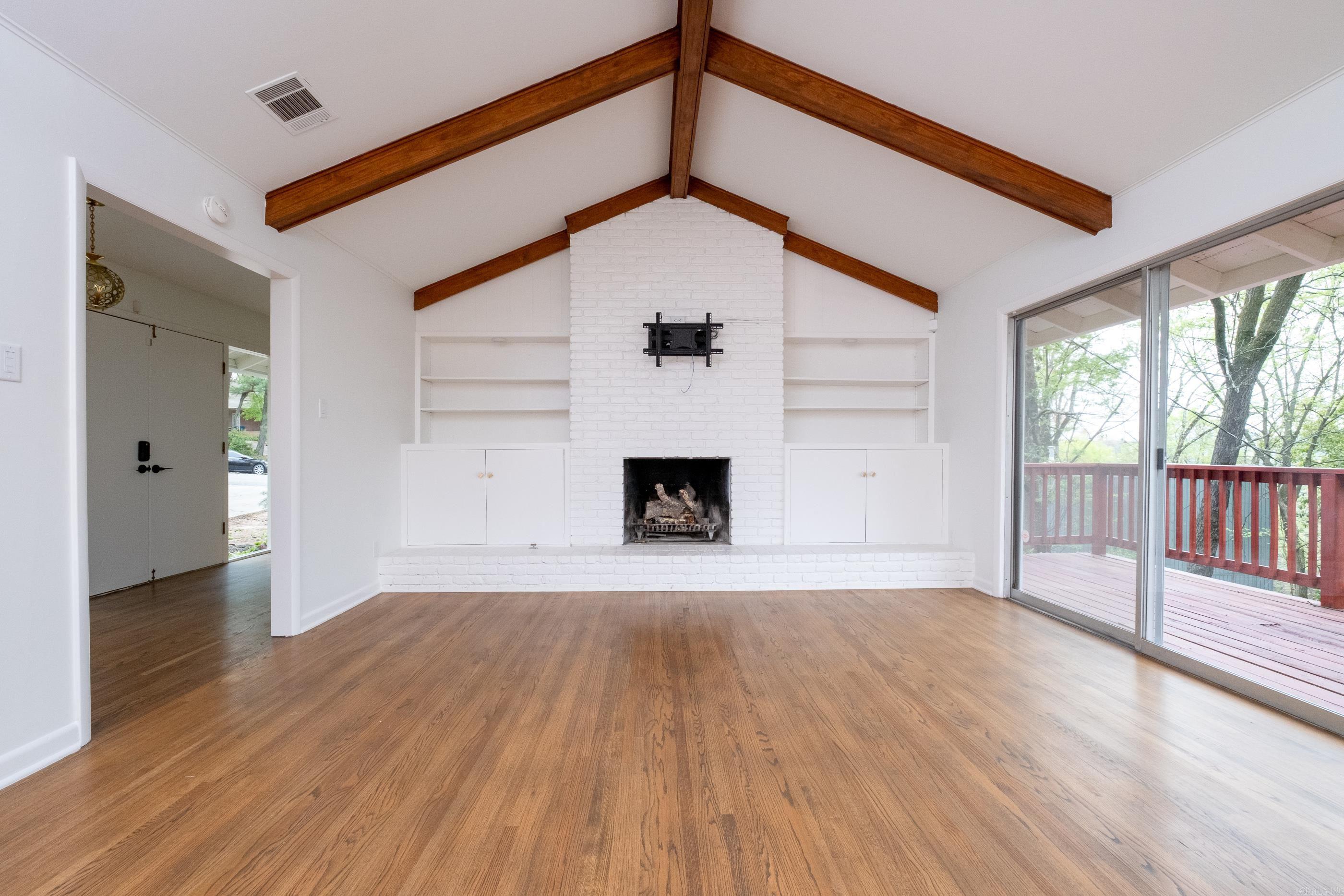 BROOKFIELD - Residential