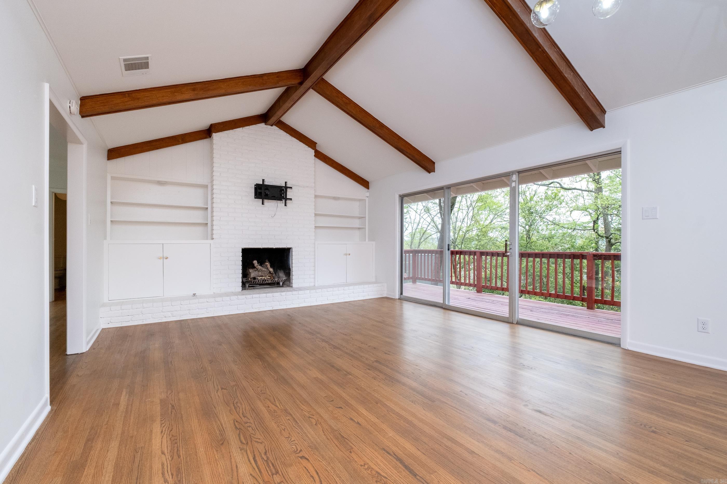 BROOKFIELD - Residential