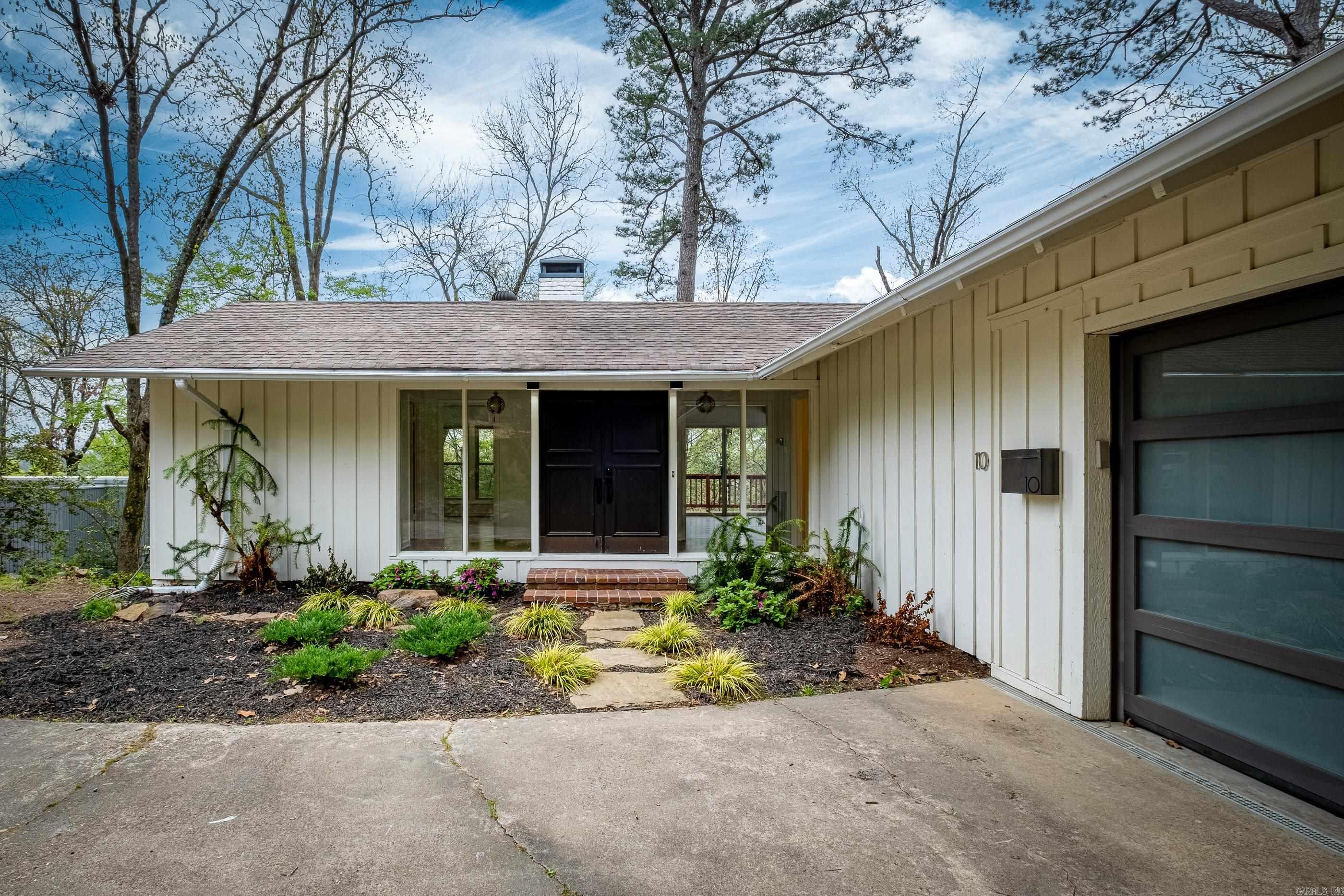 BROOKFIELD - Residential