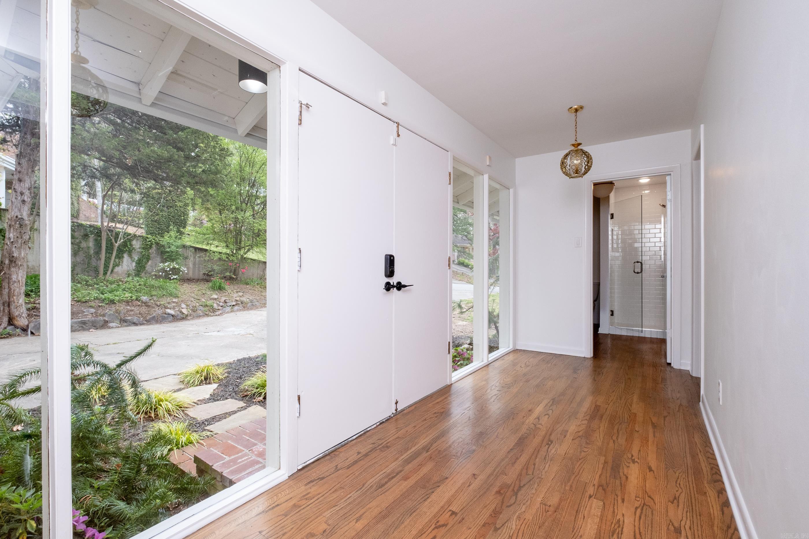 BROOKFIELD - Residential