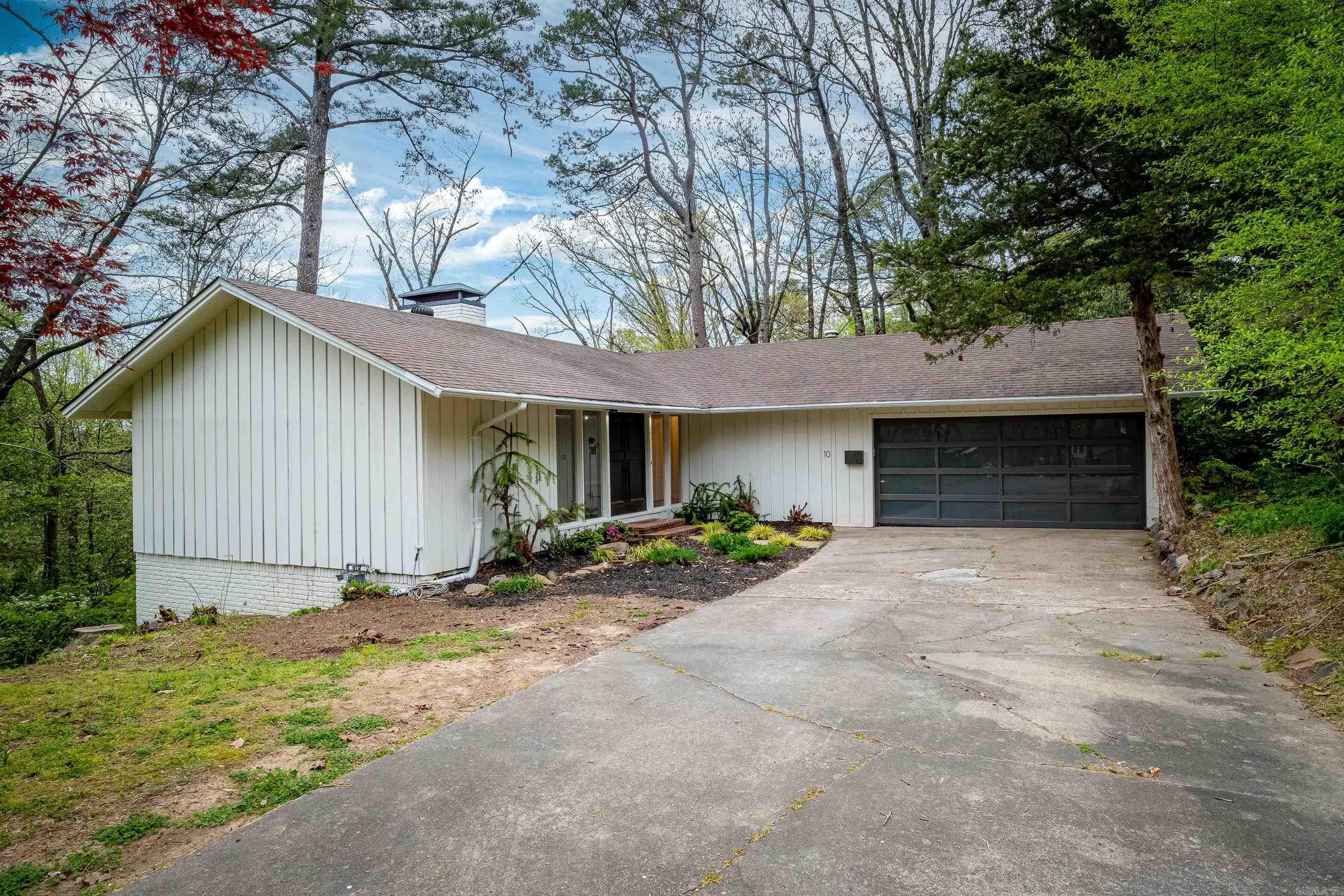 BROOKFIELD - Residential