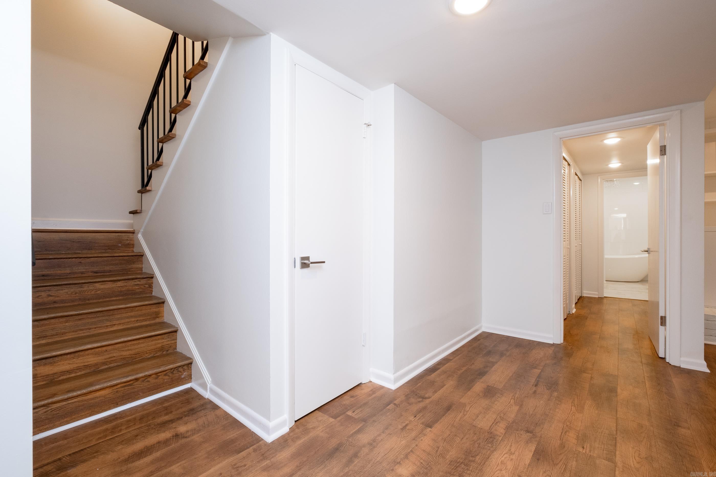 BROOKFIELD - Residential