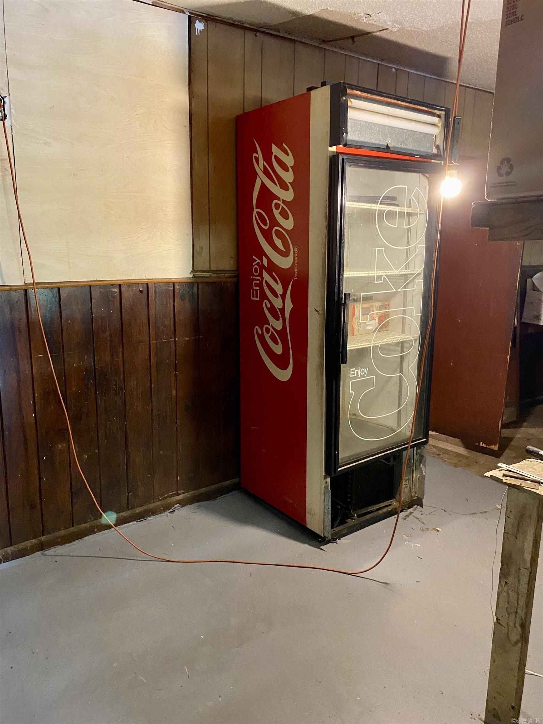 Metes & Bounds - Commercial Sale