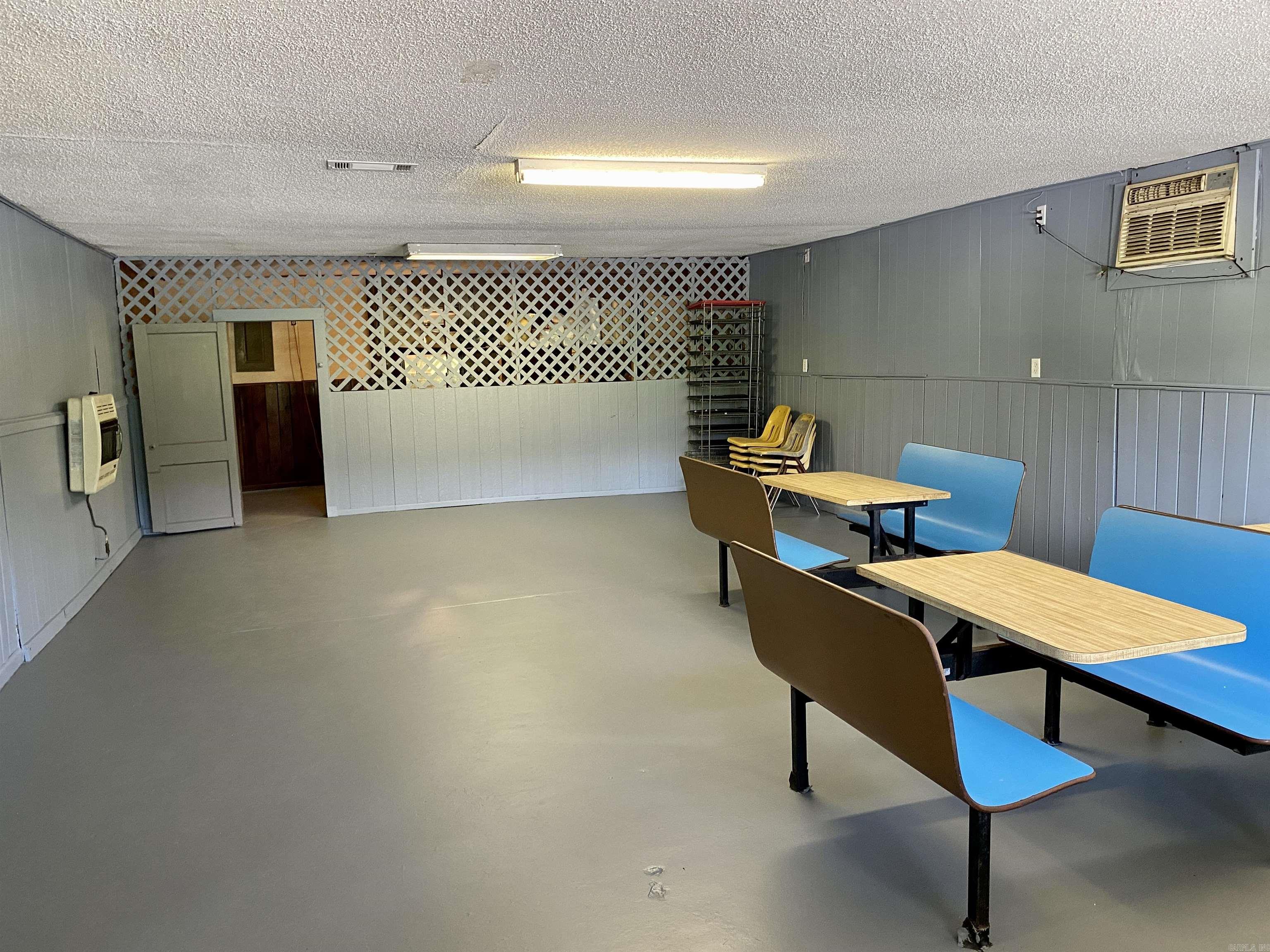 Metes & Bounds - Commercial Sale