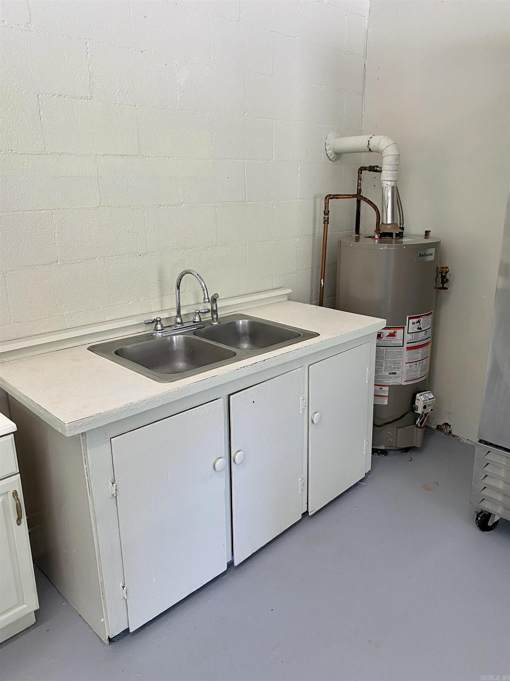 Metes & Bounds - Commercial Sale