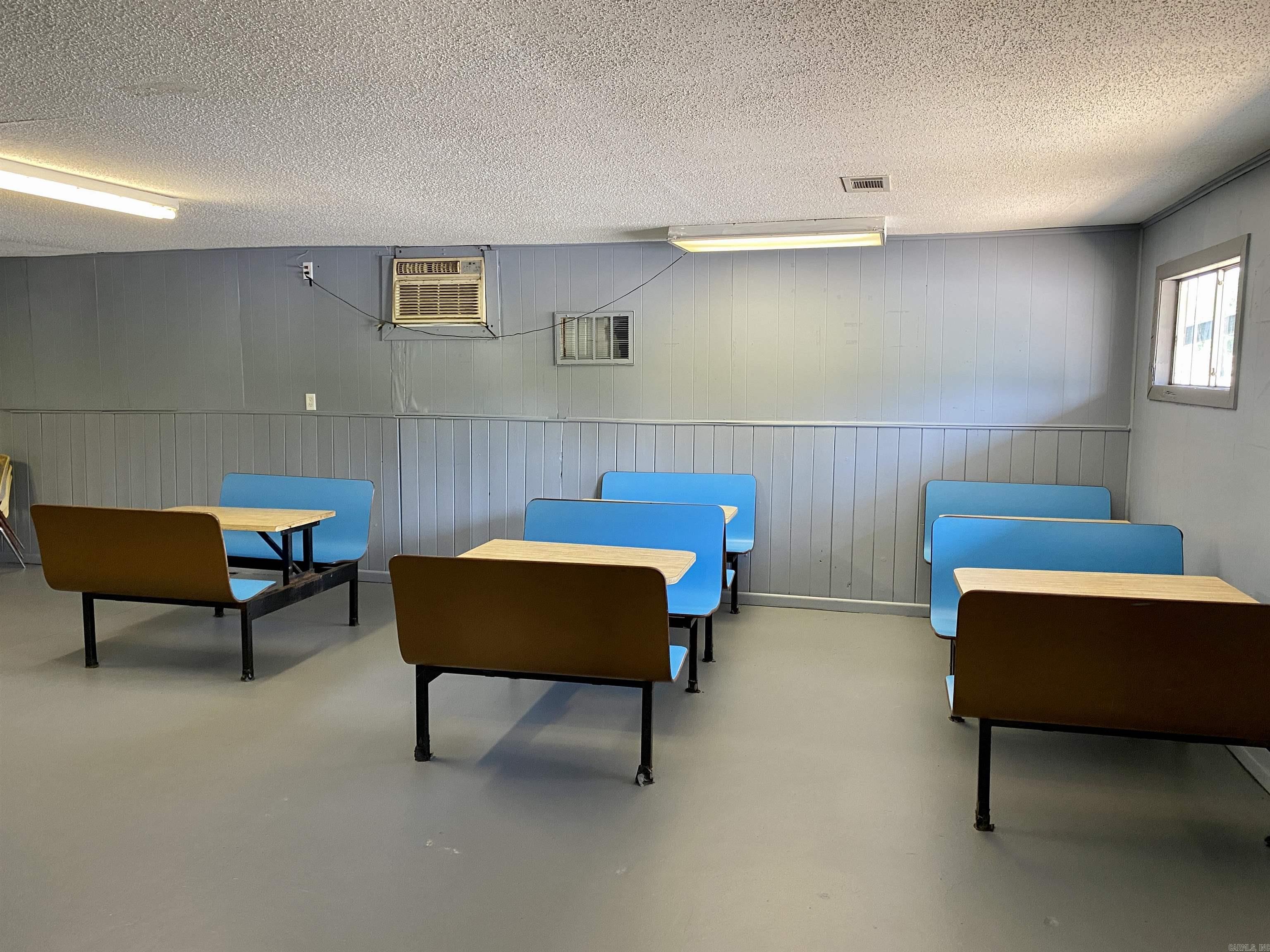 Metes & Bounds - Commercial Sale