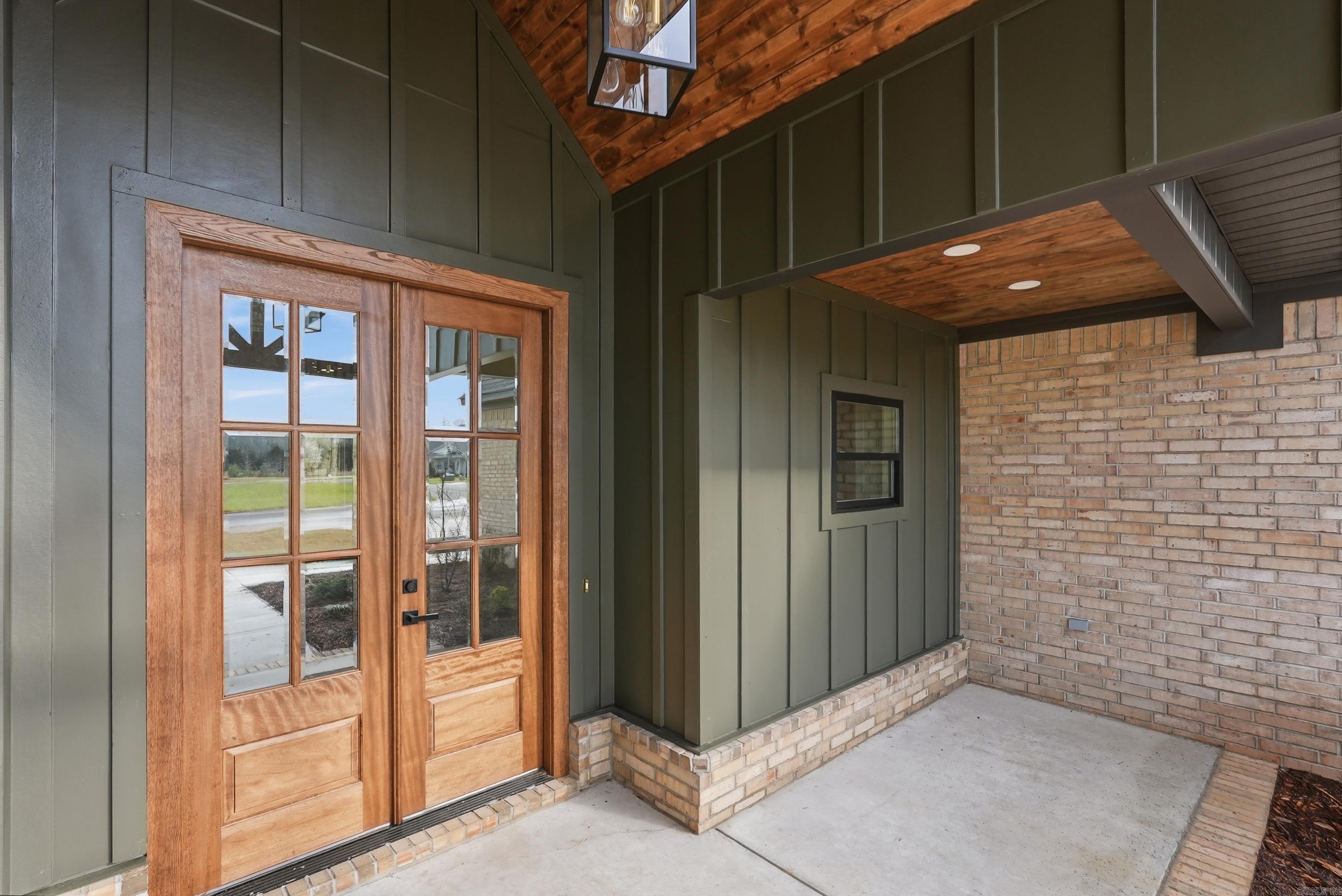 SUNSET LANDING - Residential