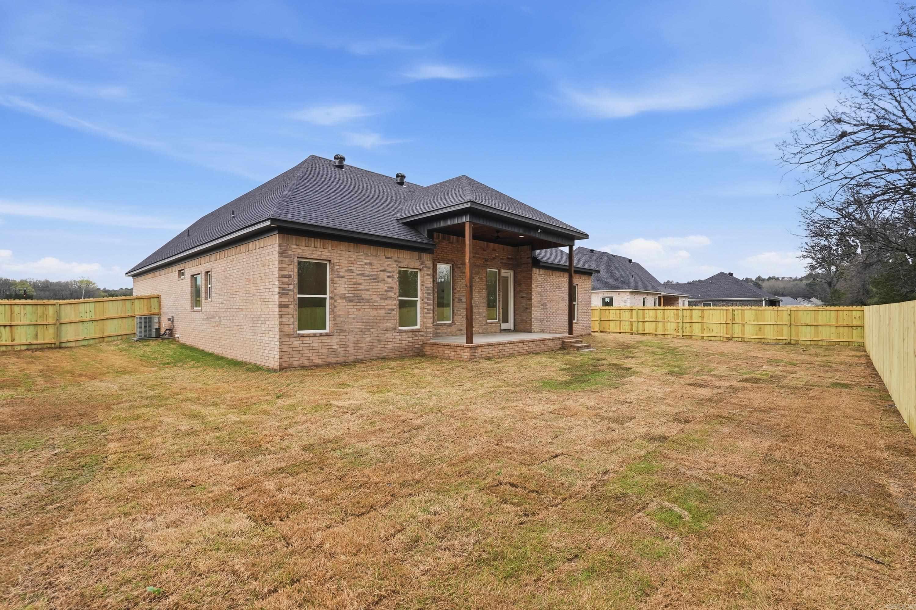 SUNSET LANDING - Residential