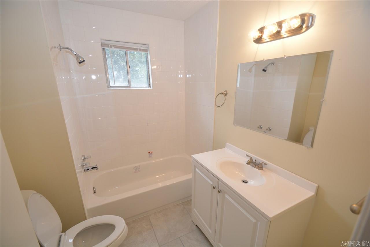 American Manor - Residential Lease