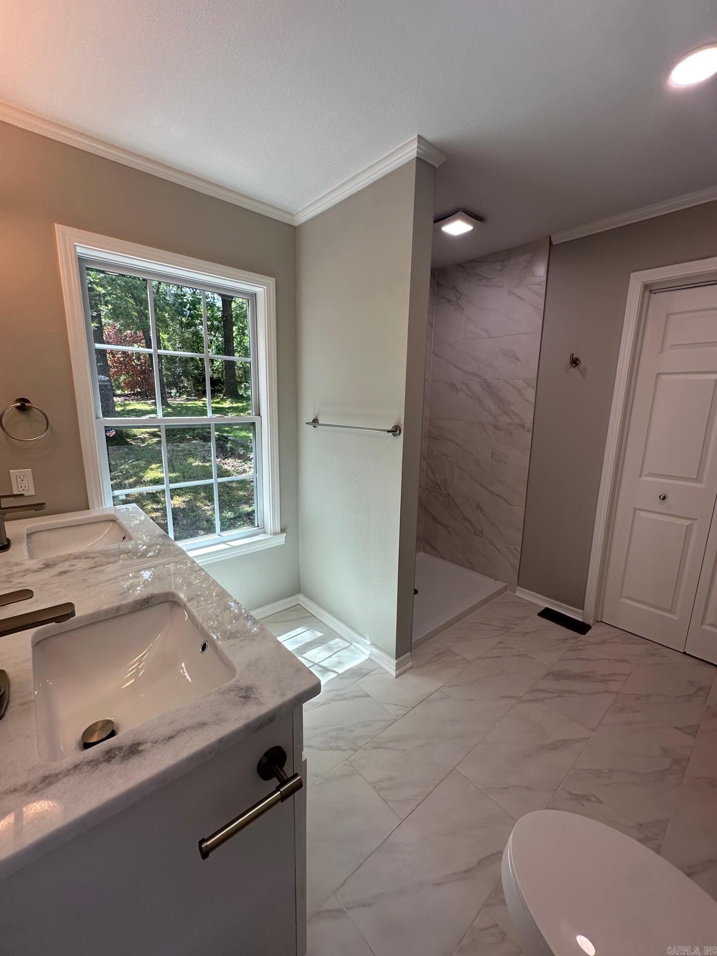 Hill Crest - Residential