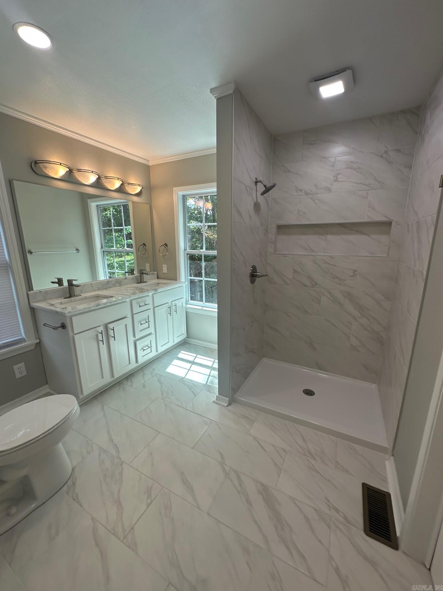 Hill Crest - Residential