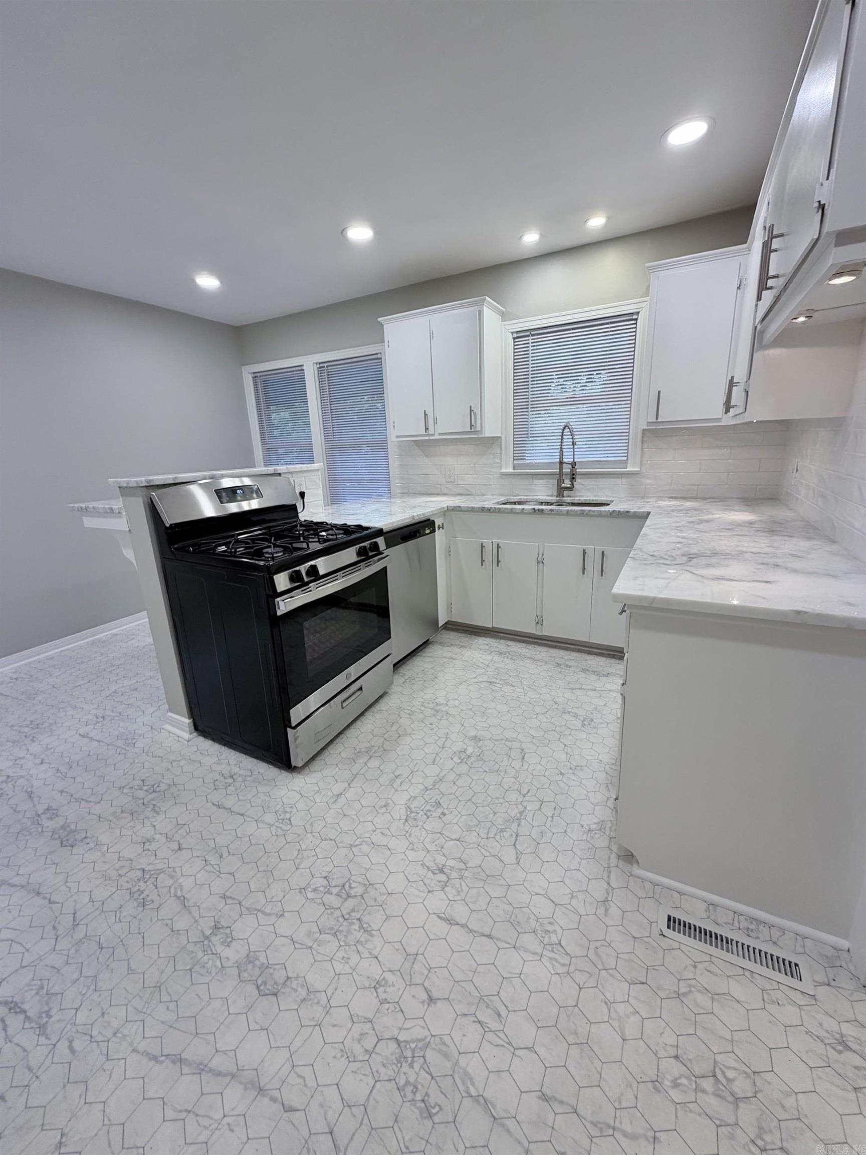 Hill Crest - Residential