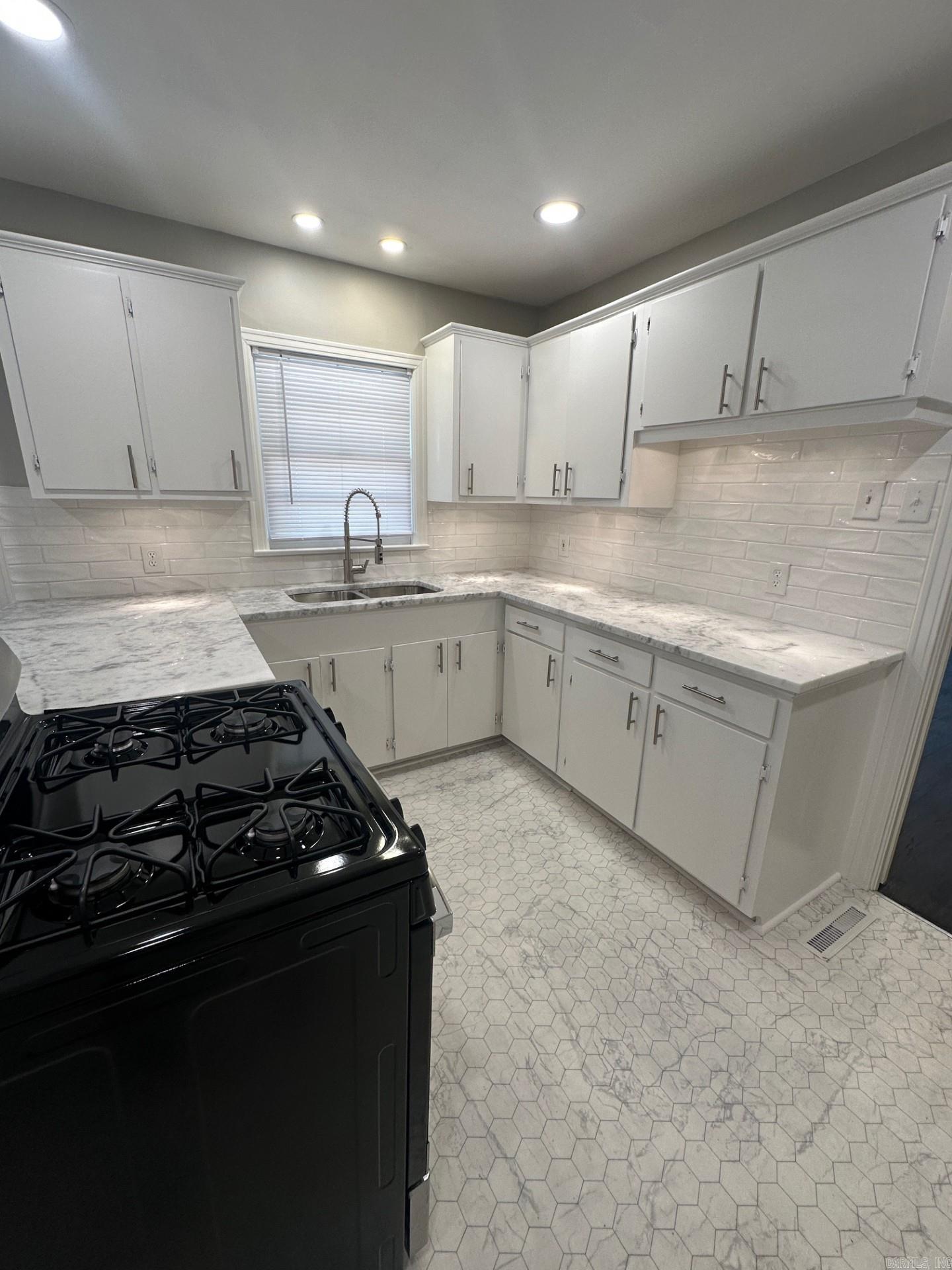 Hill Crest - Residential