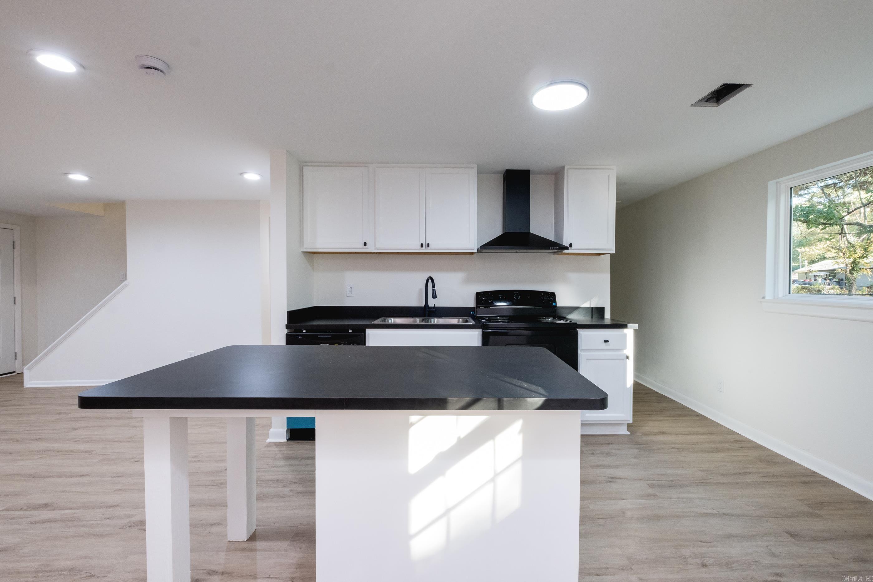 BELMONT - Residential