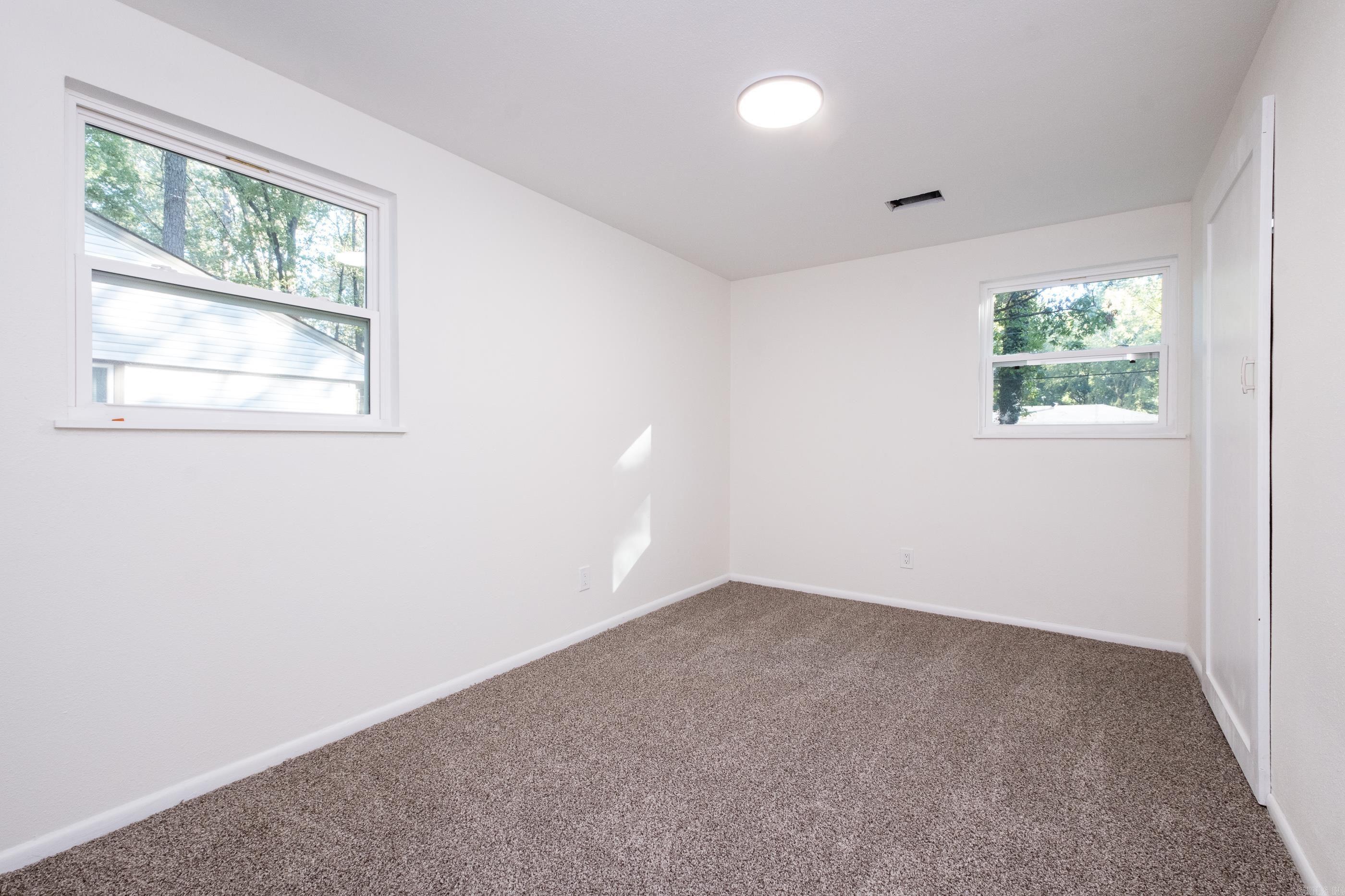 BELMONT - Residential