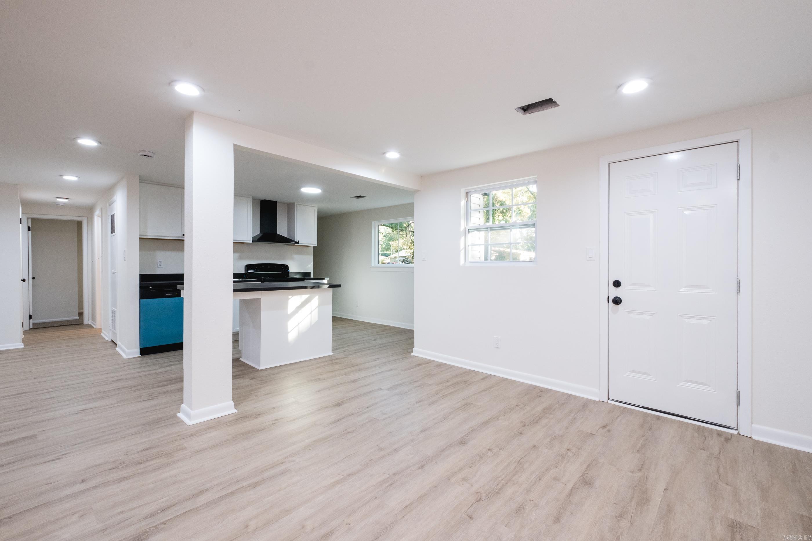 BELMONT - Residential