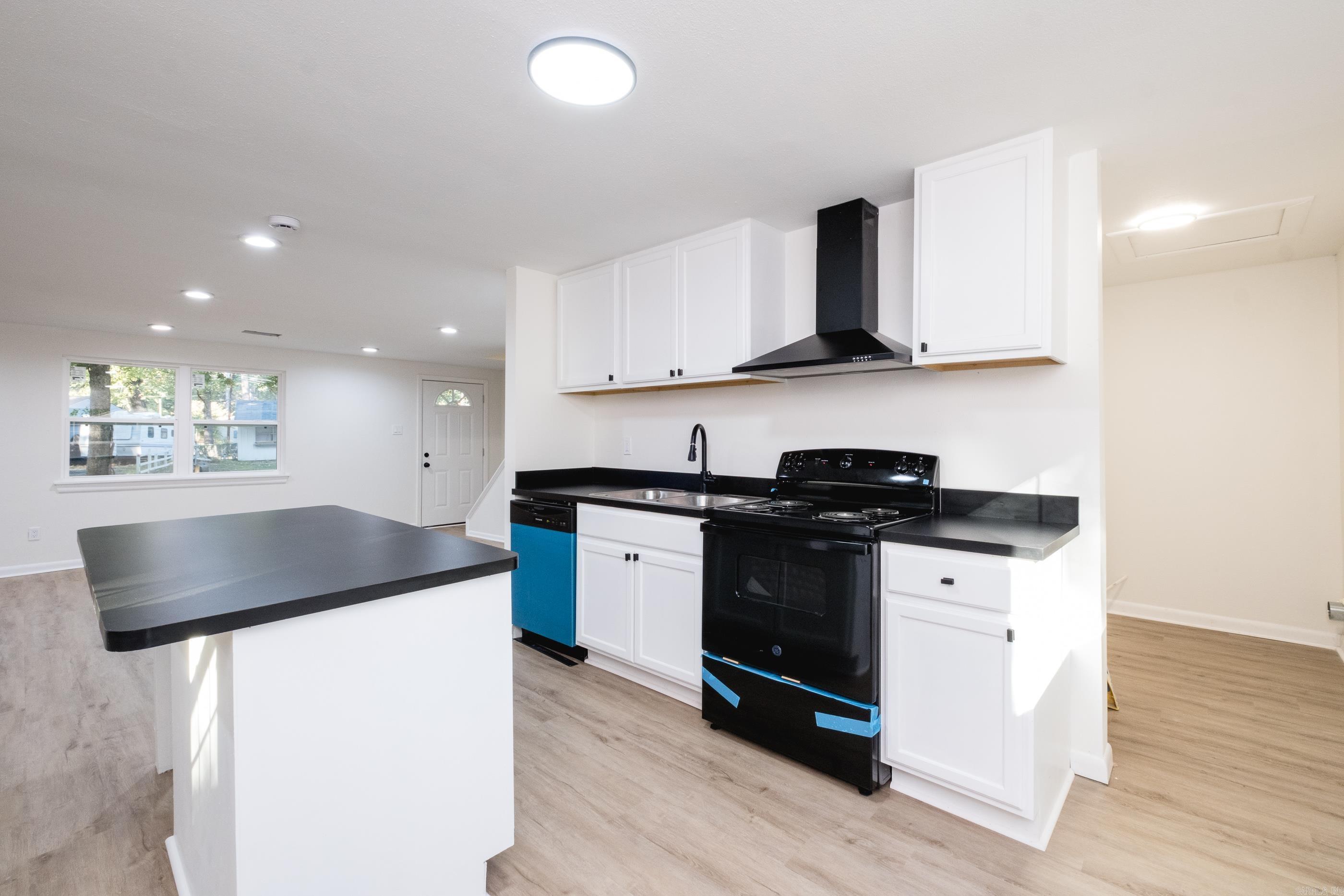 BELMONT - Residential