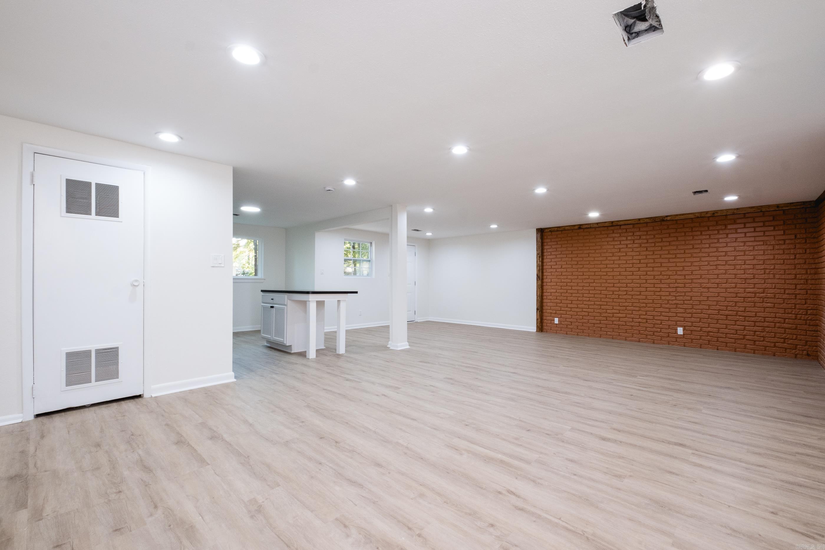 BELMONT - Residential