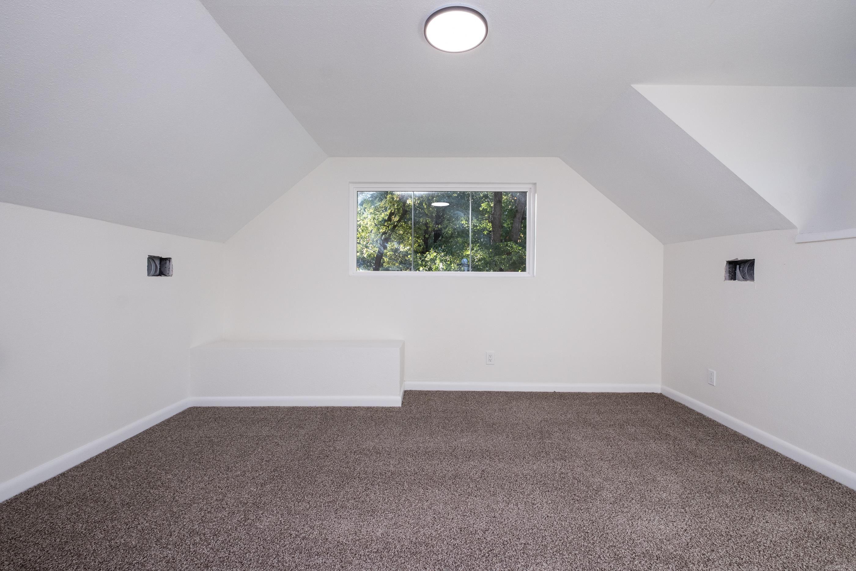 BELMONT - Residential