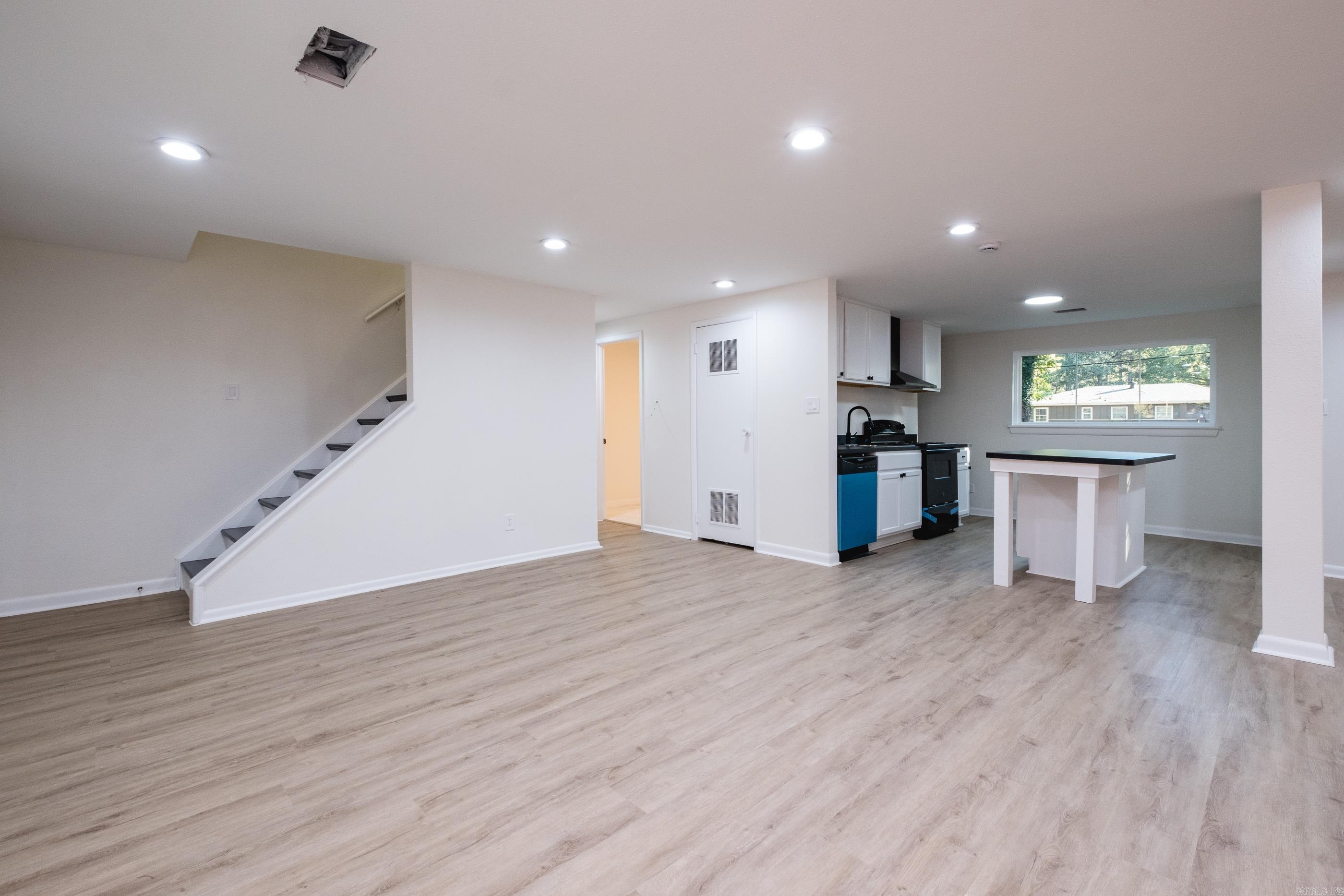 BELMONT - Residential