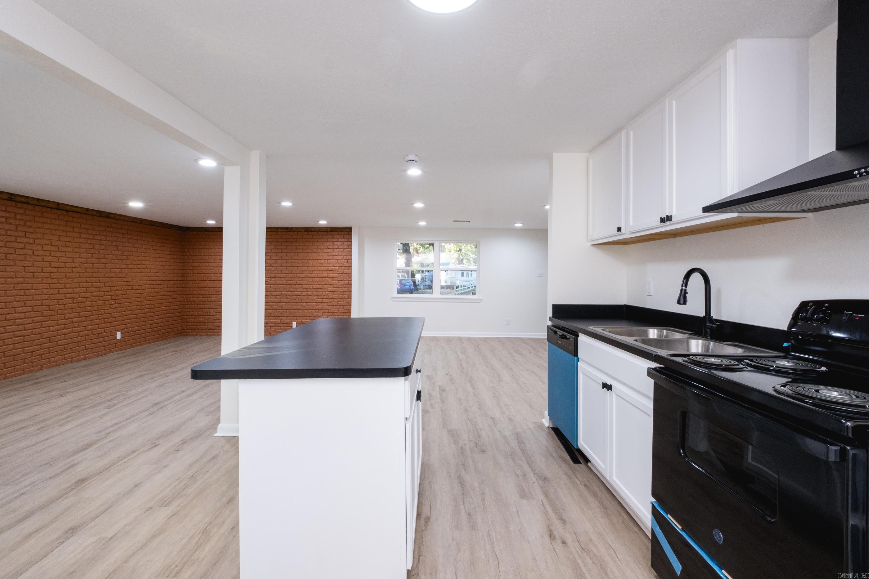 BELMONT - Residential