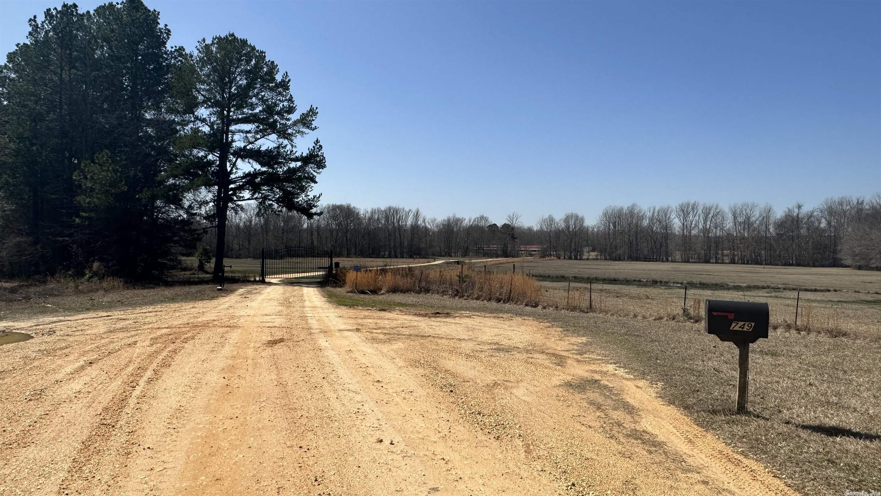 Metes & Bounds - Farm