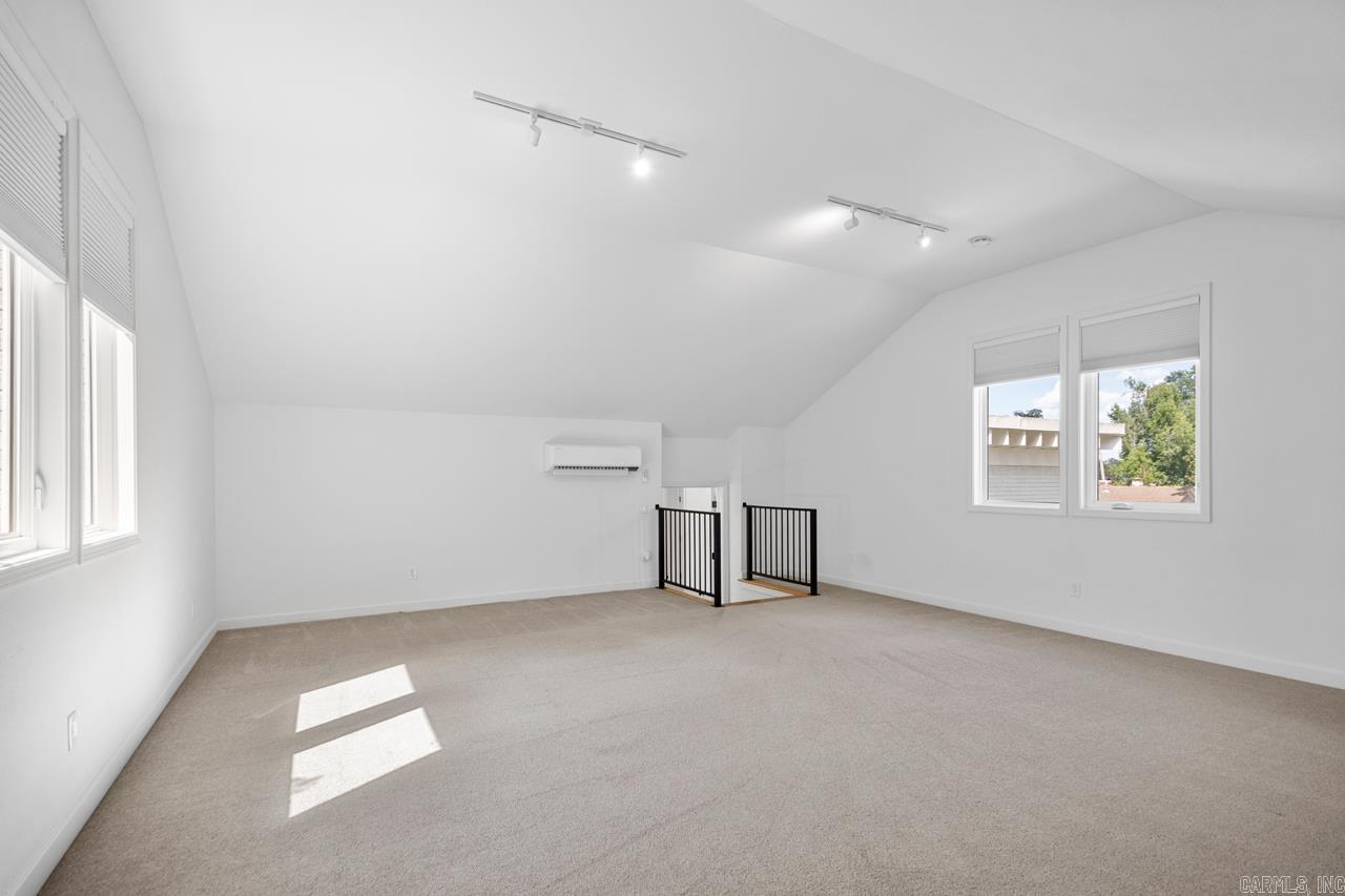 MCGEHEE - Residential