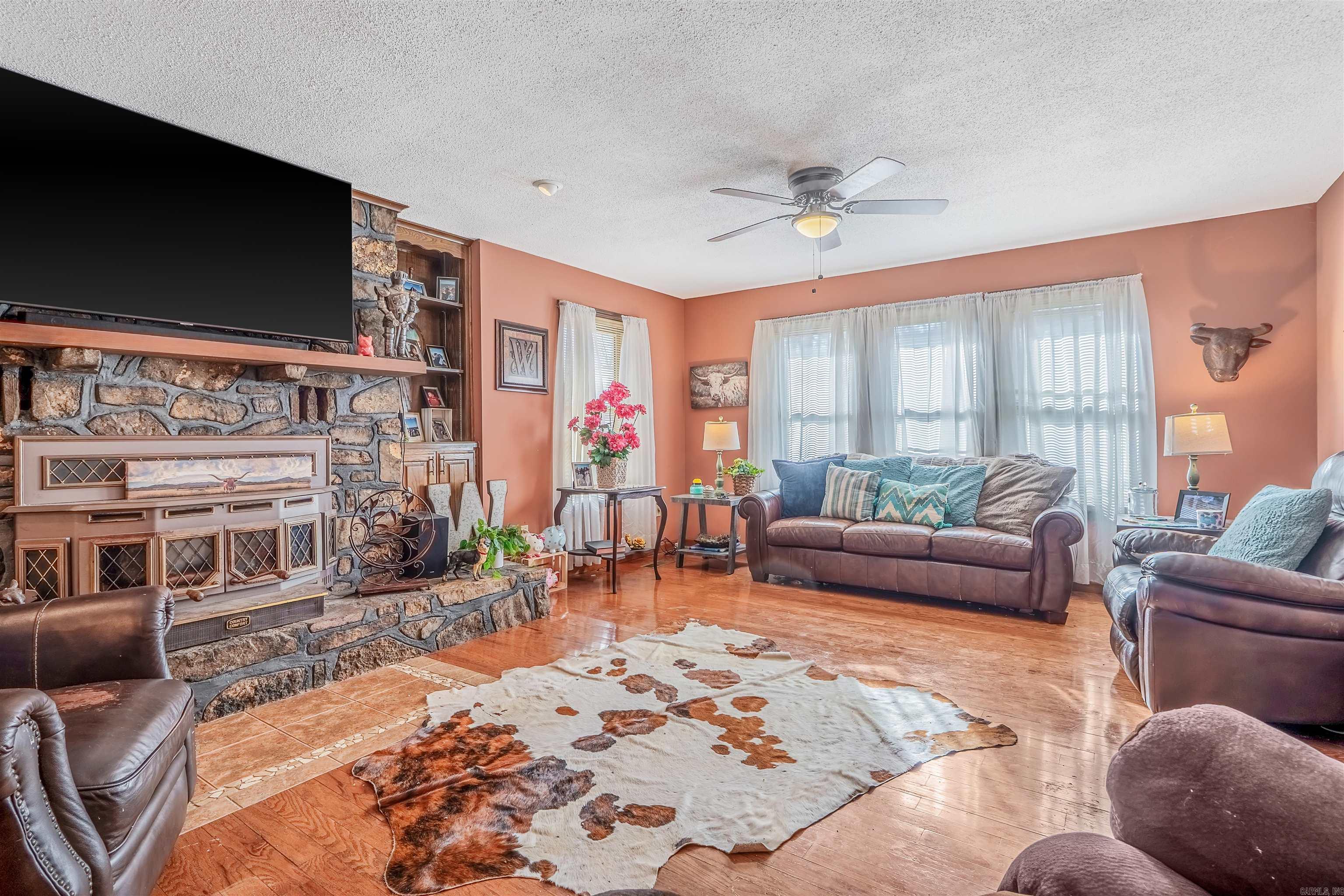 QUAIL CREEK ESTATES - Residential