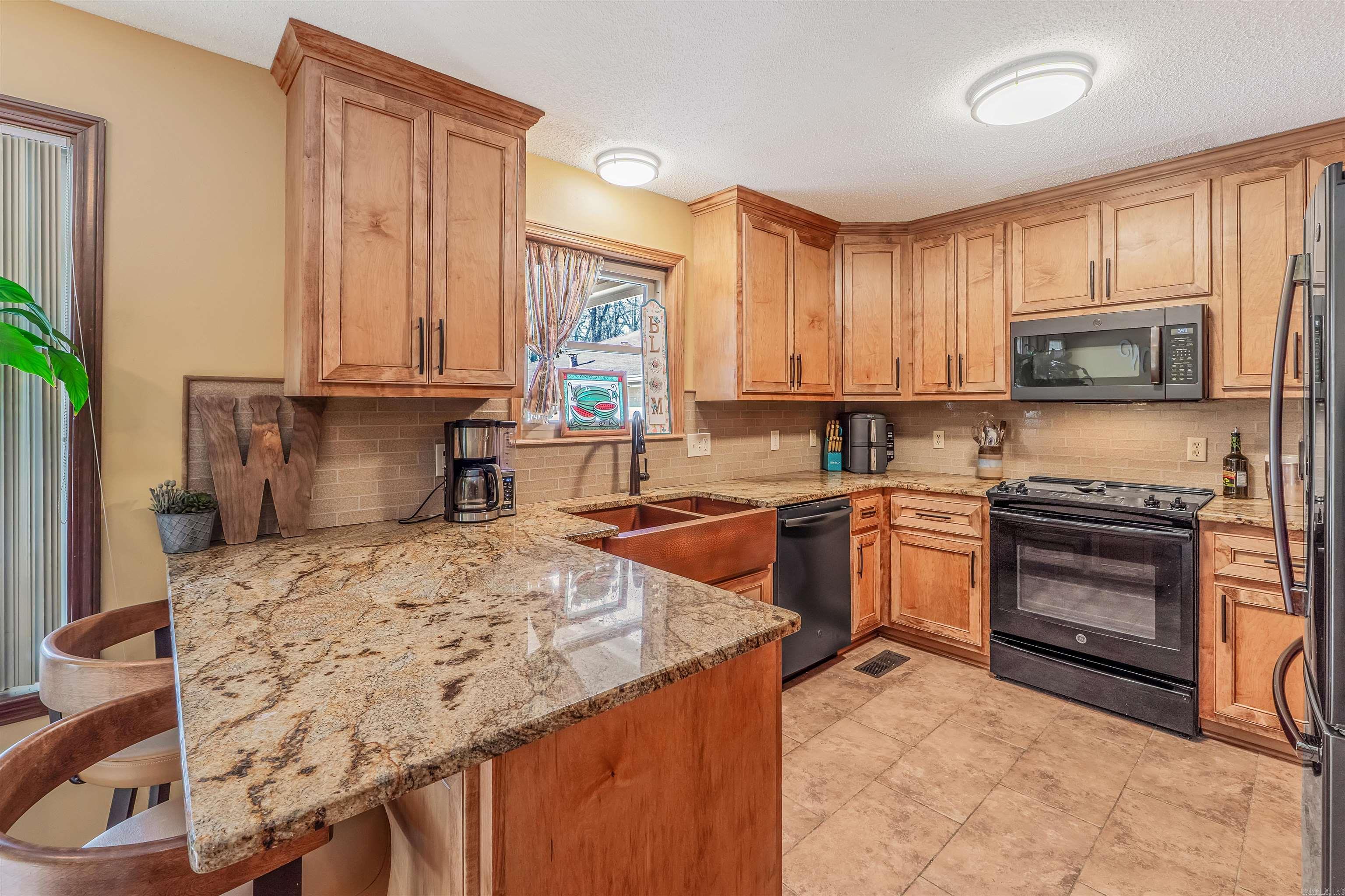 QUAIL CREEK ESTATES - Residential