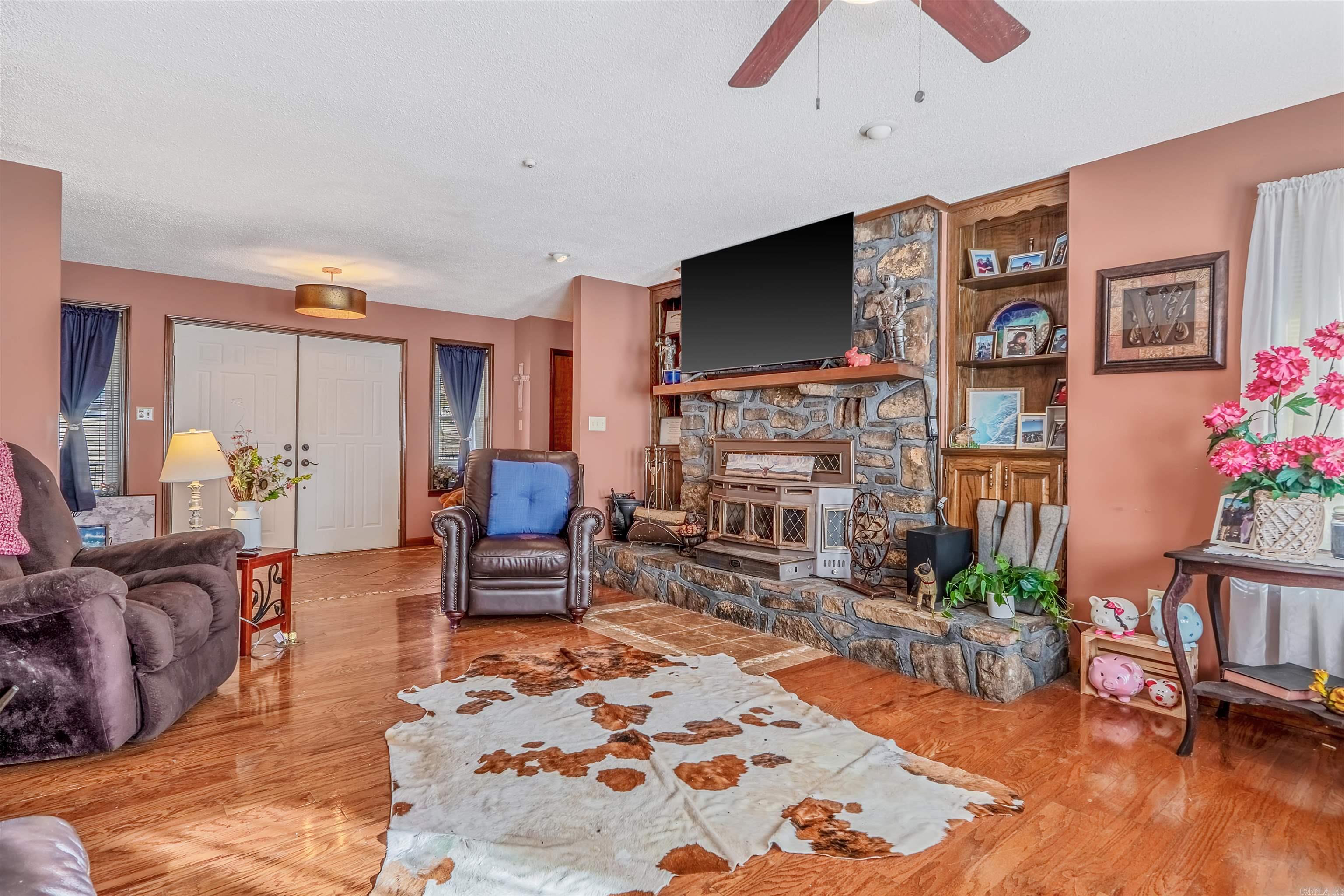 QUAIL CREEK ESTATES - Residential