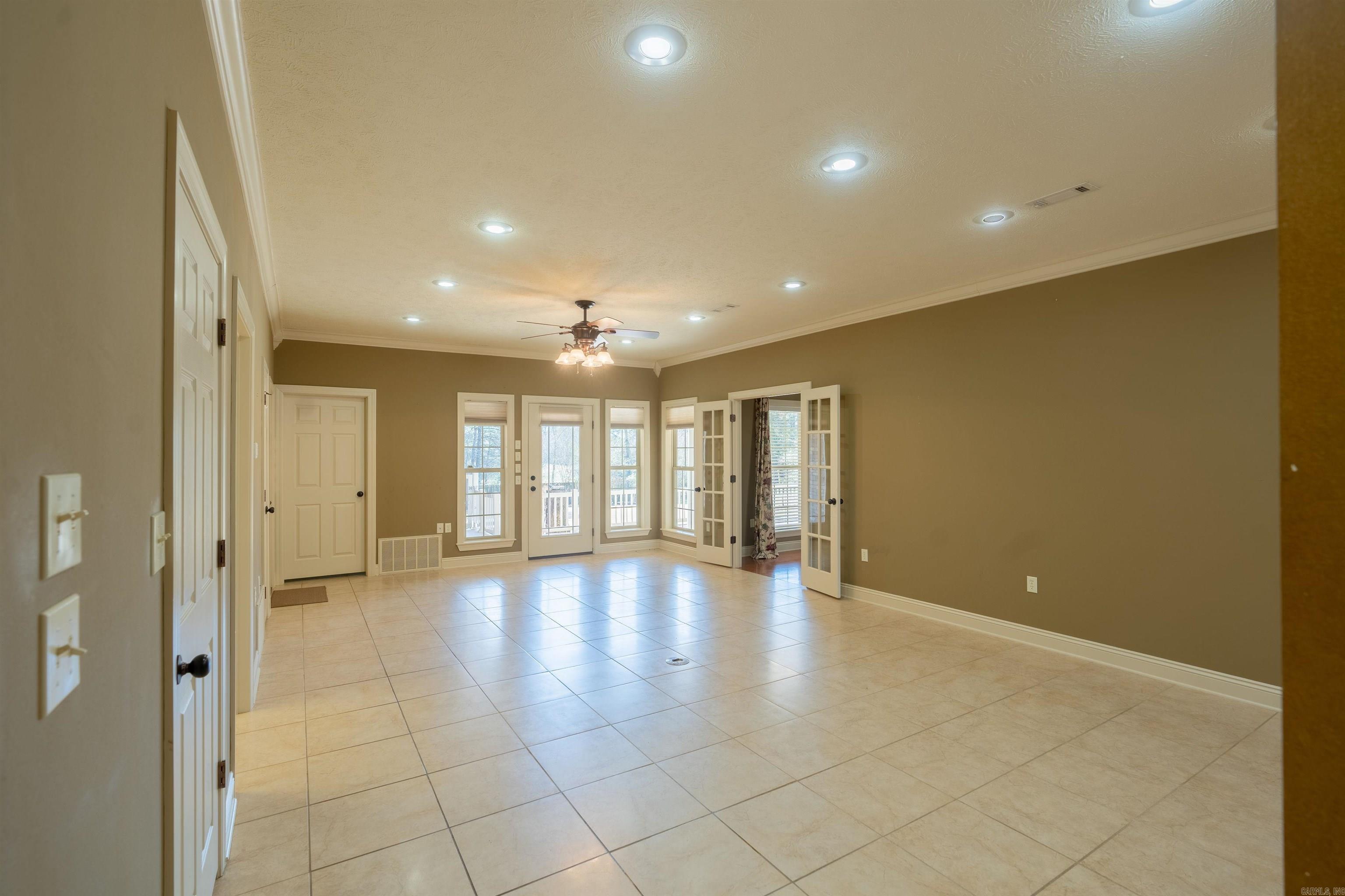 Searcy Outlots - Residential