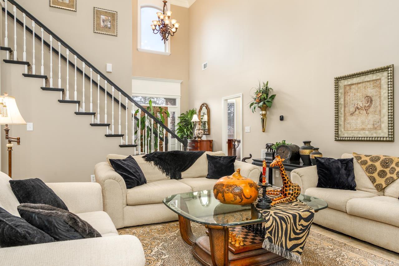 WOODLANDS EDGE - Residential