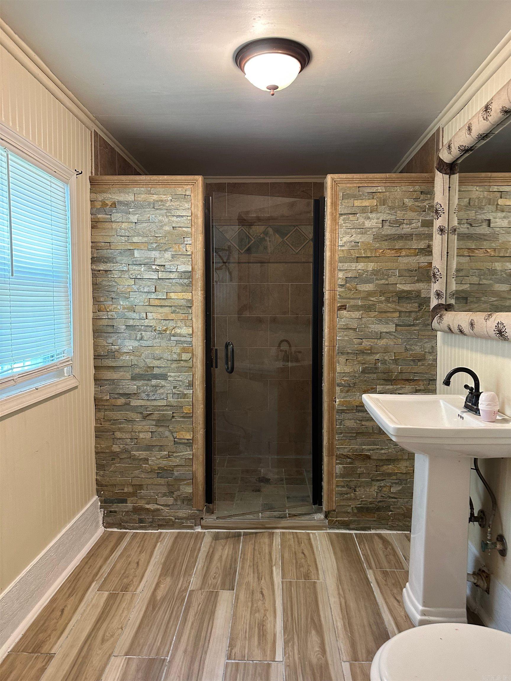 WALNUT STREET ADDN - Residential