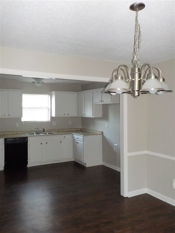 Rolling Oaks - Residential Lease
