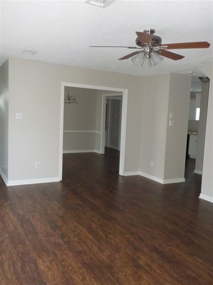 Rolling Oaks - Residential Lease