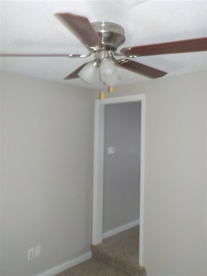 Rolling Oaks - Residential Lease