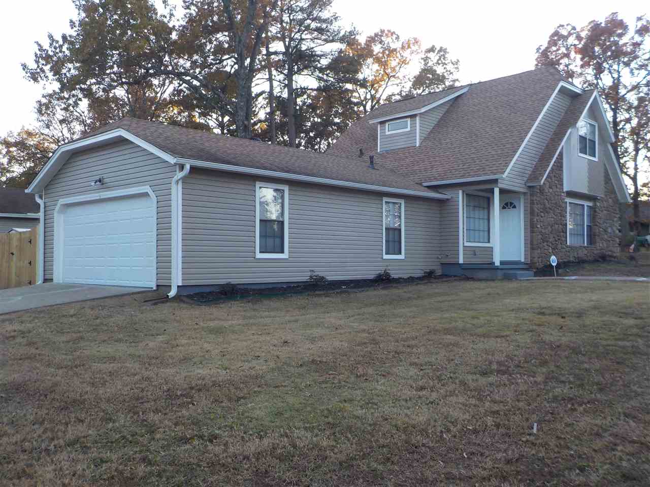 Rolling Oaks - Residential Lease