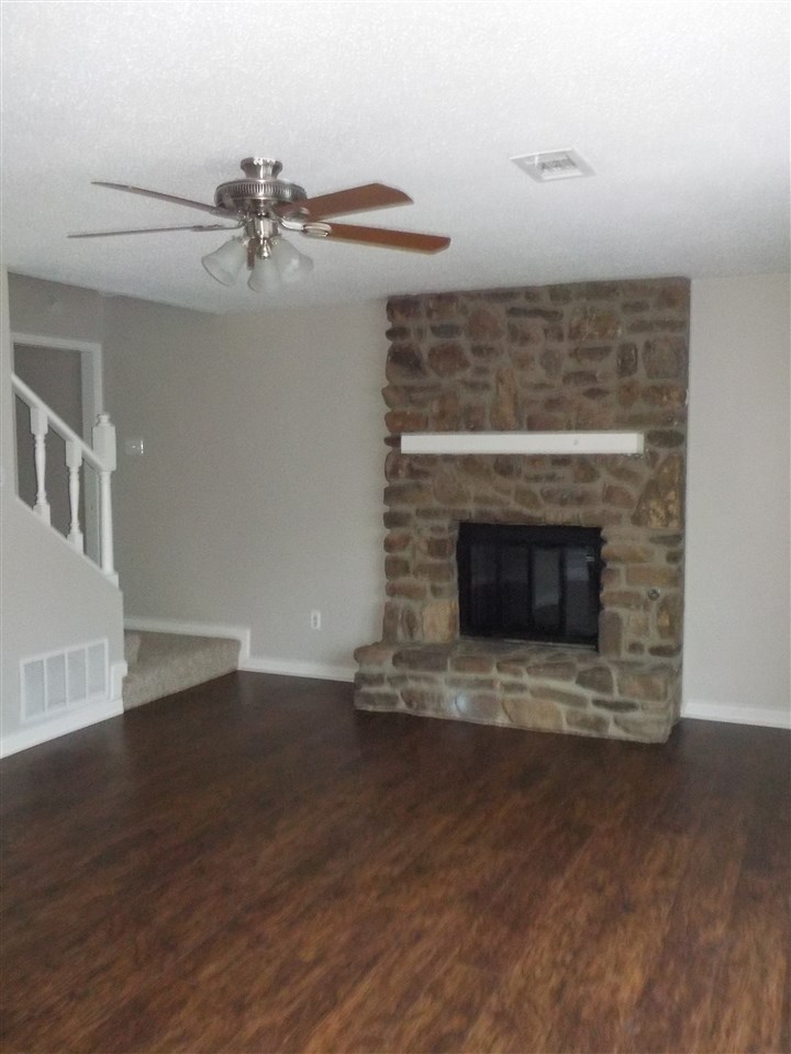 Rolling Oaks - Residential Lease