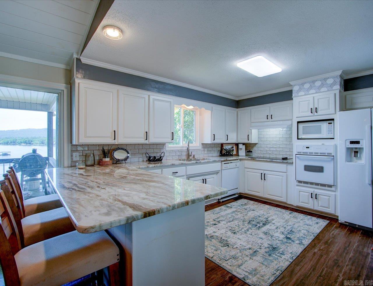Lake View - Residential
